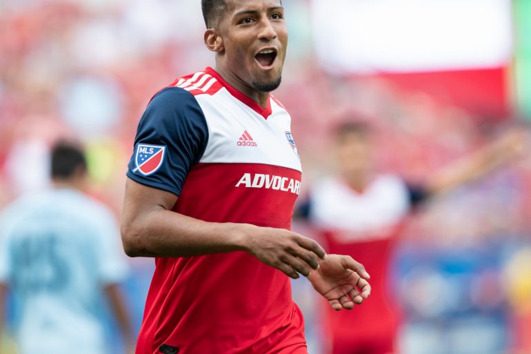 Santiago Mosquera vs Sporting KC