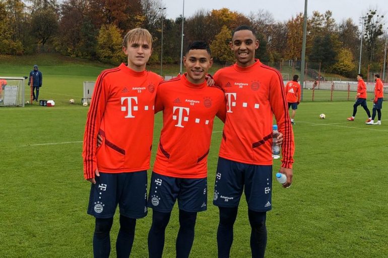 Thomas Roberts, Edwin Cerrillo, and Bryan Reynolds take part in Bayern Munich training on day one of their November 2019 training stint. (Bayern Munich)