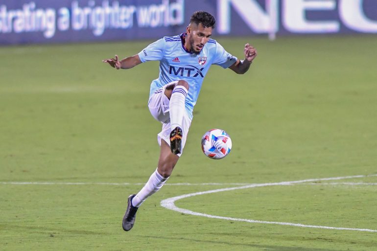 Jesus against New England Revolution.