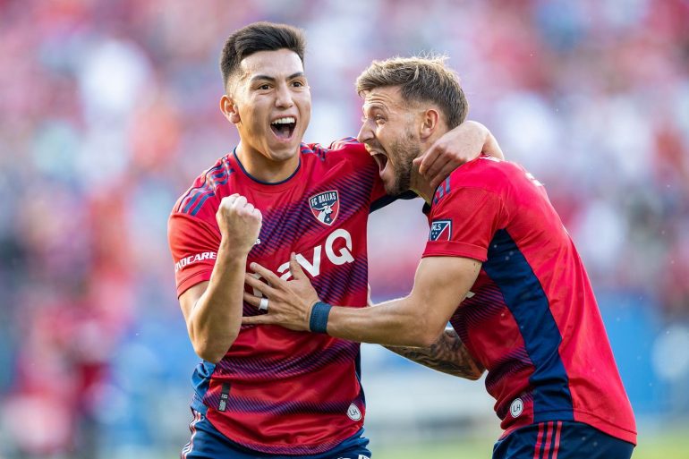 Alan and Paul Sporting 10 9