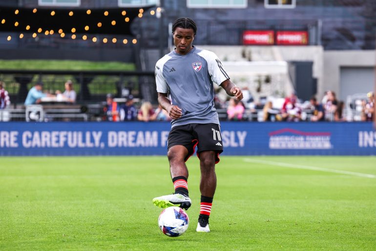Dante Sealy warms up before the Rapids game, his first game back with FC Dallas, July 8, 2023. (Courtesy FC Dallas)