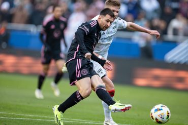 Leonel Messi shields off Liam Fraser at the Cotton Bowl, January 22, 2024. (Matt Visinsky, 3rd Degree)