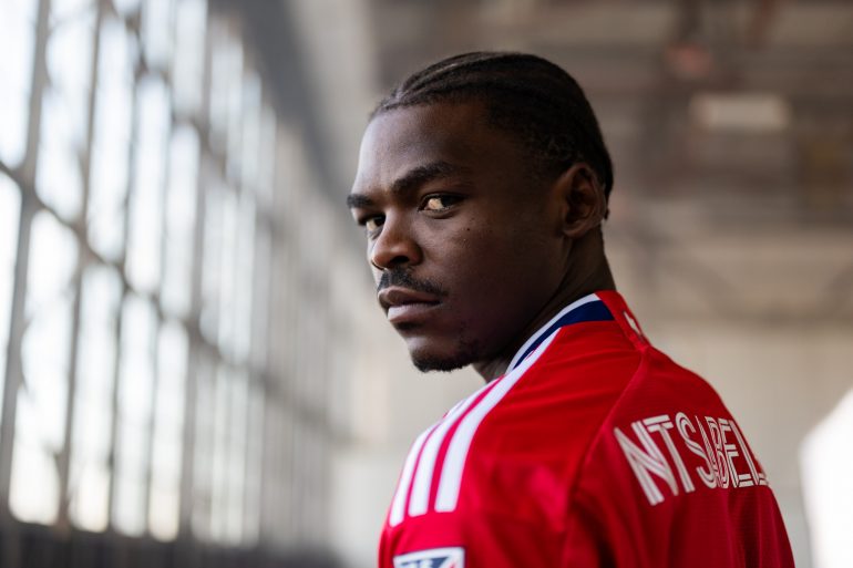 FC Dallas launched its Afterburner kit worn by Tsiki Ntsabeleng. (Courtesy FC Dallas)