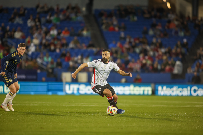 Sebastian Lletget runs upfield against the Vancouver Whitecaps, March 16, 2024. (Courtesy FC Dallas)
