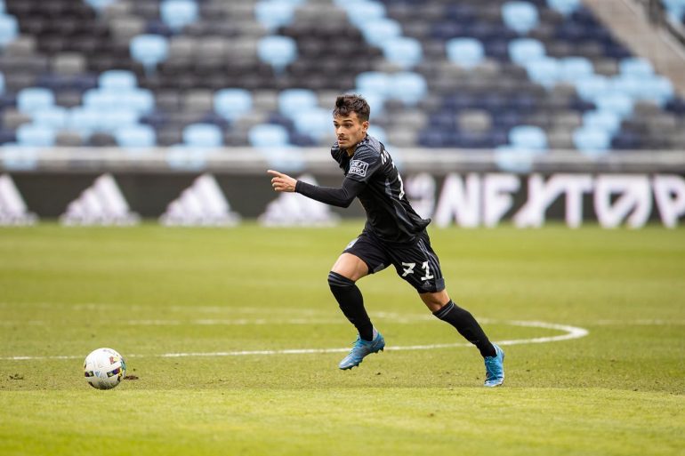 Nick Mendonca playing for Minnesota United 2. (Courtesy NMUFCII)