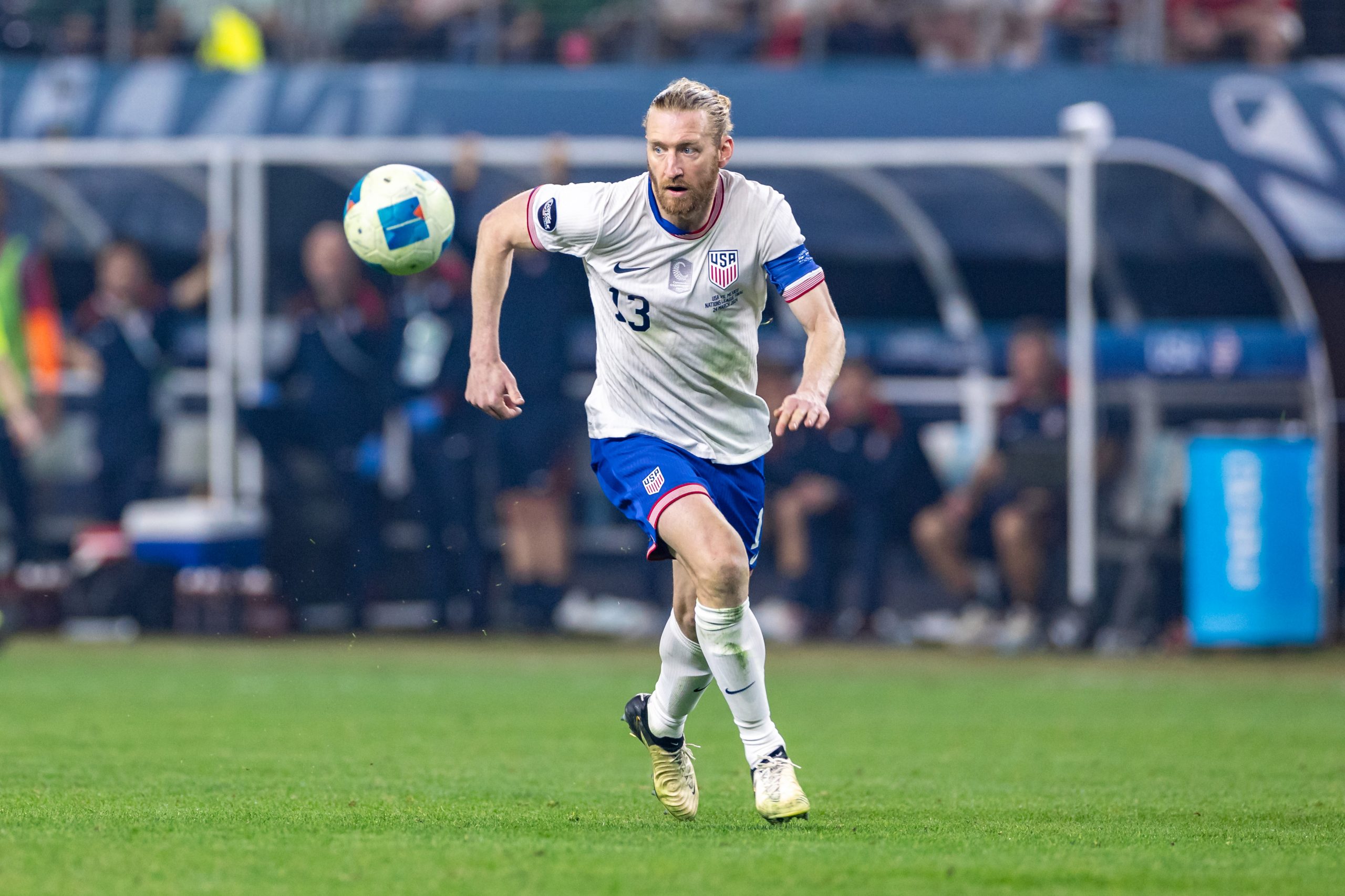 Tim Ream tracks the ball in the USA's 2-0 Nations League Final win over Mexico, March 24, 2024. (Matt Visinsky, 3rd Degree)