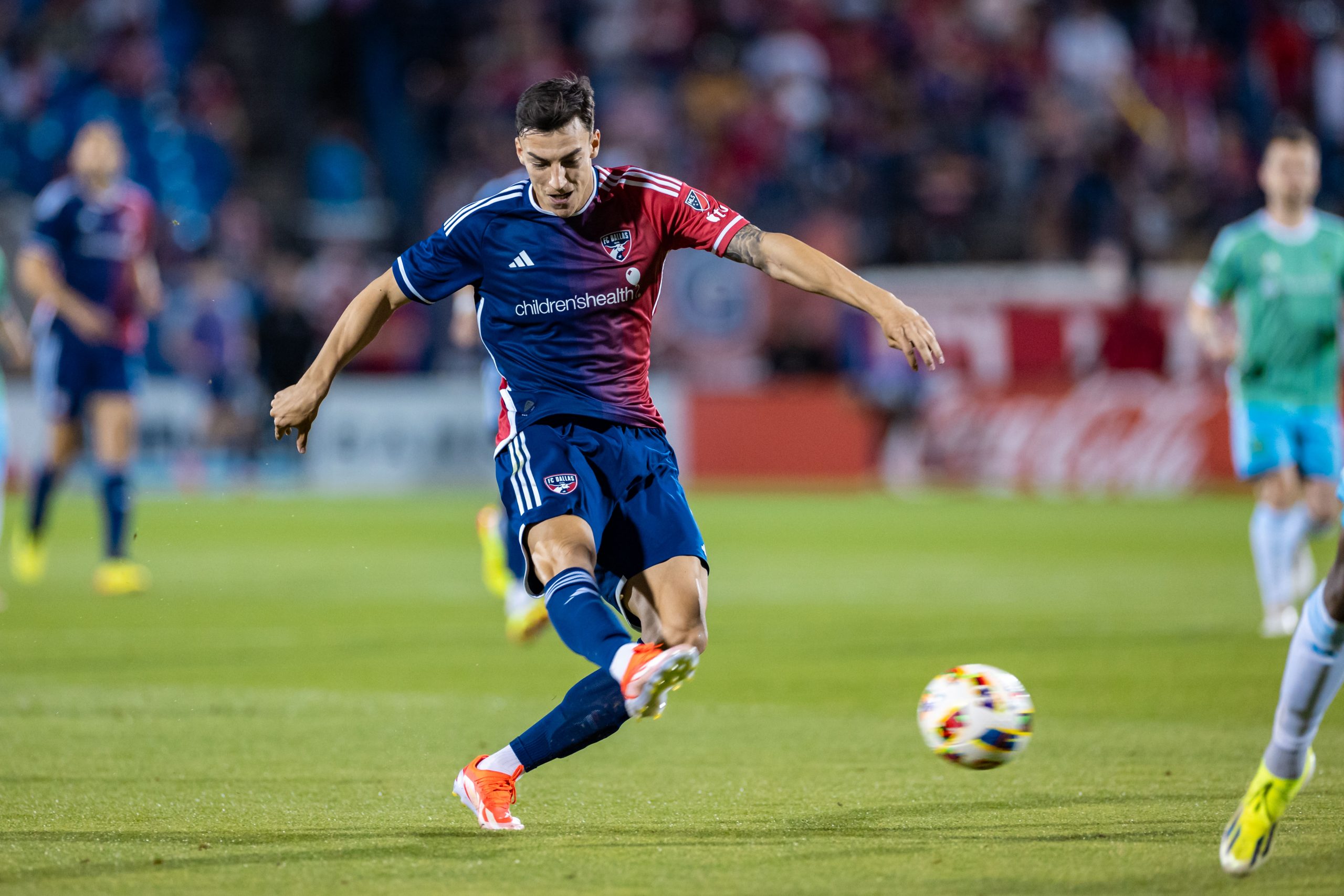 FRISCO, TX - APRIL 13: Petar Musa fires a shot during the MLS soccer game between FC Dallas and Seattle Sounders FC on April 13, 2024 at Toyota Stadium in Frisco, TX. (Photo by Matthew Visinsky/Icon Sportswire)