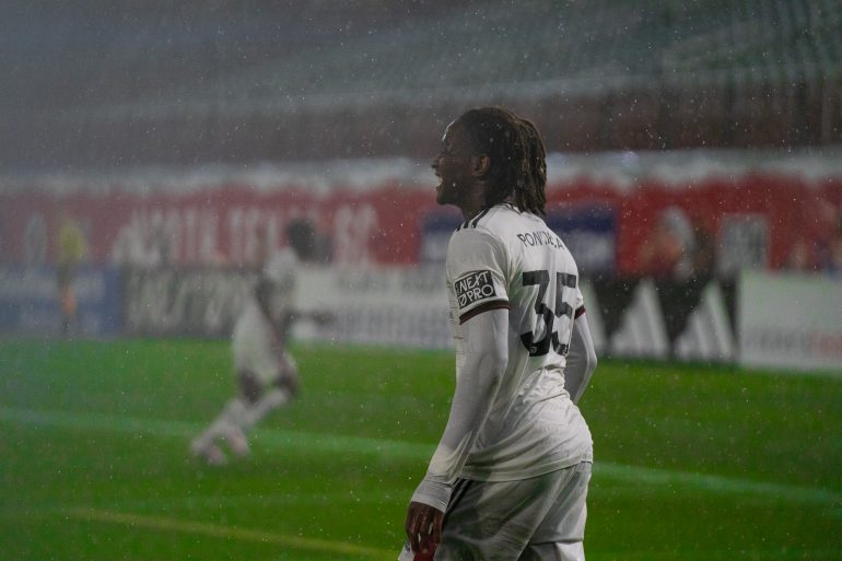 Tomas Pondeca takes on Colorado Rapids 2 in the rain, September 1, 2024. (Oscar Guerrero, 3rd Degree)