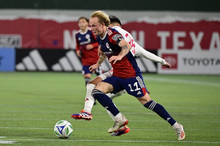 Sam Sarver takes on St. Louis City 2, March 9, 2025. (Courtesy North Texas SC)