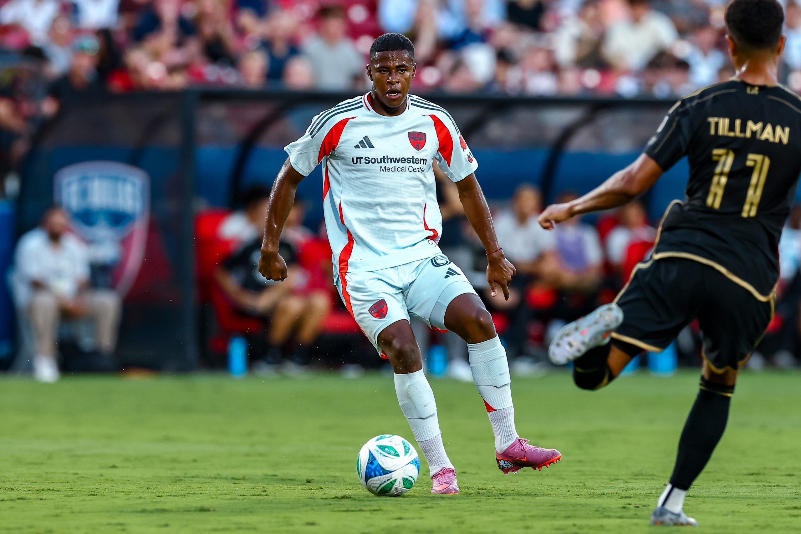 Patrickson Delgado looks for a crack in the defense against LAFC, August 23, 2025. (Matt Visinsky, 3rd Degree)