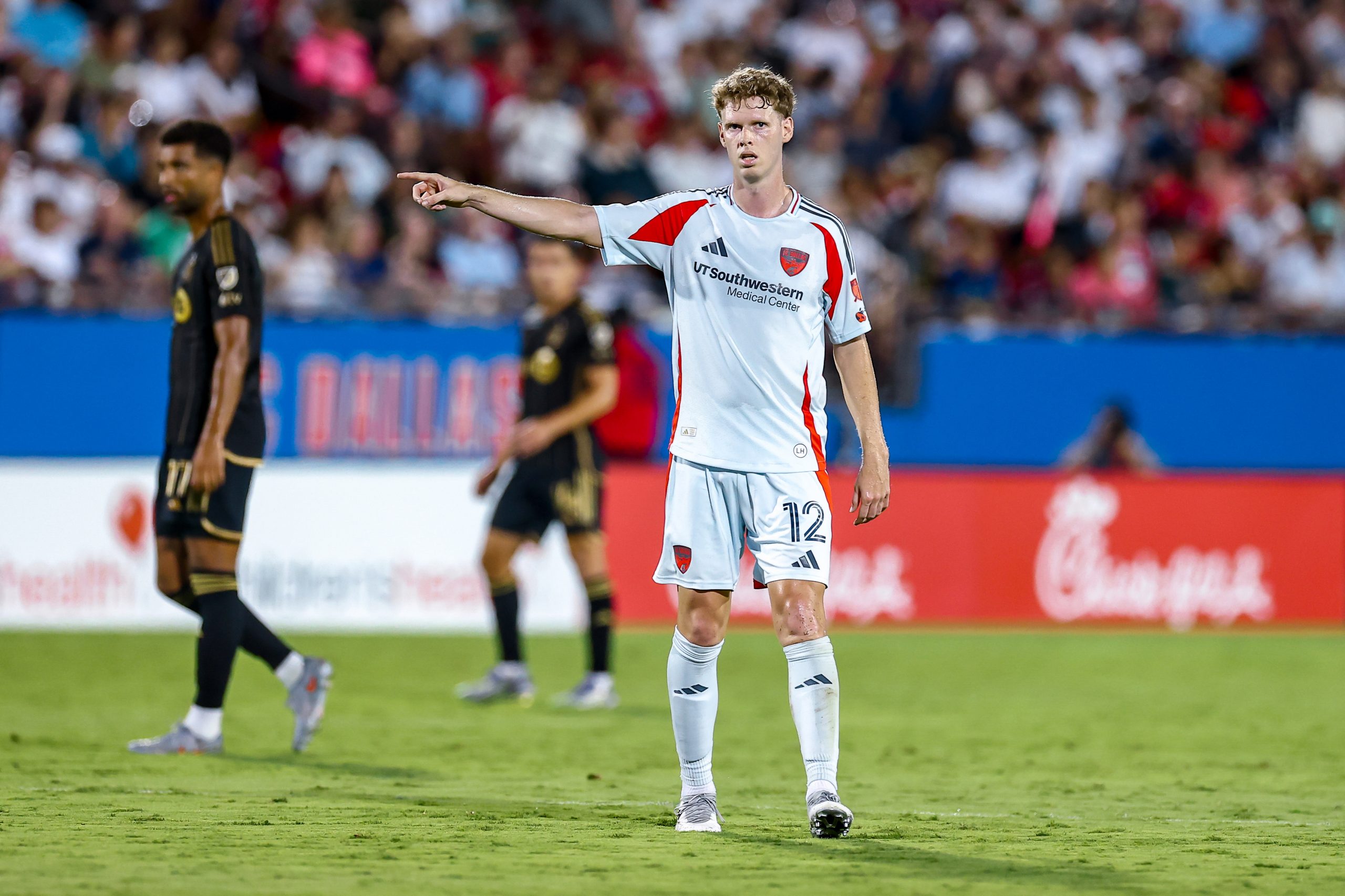 Fc dallas v lafc 8 23 25 852aChristian Cappis gives directions against LAFC, August 23, 2025. (Matt Visinsky, 3rd Degree)
