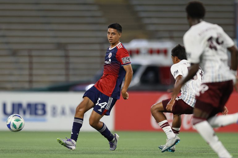 Ale Urzua passes against Rapids 2, August 2, 2025. (Courtesy North Texas SC)