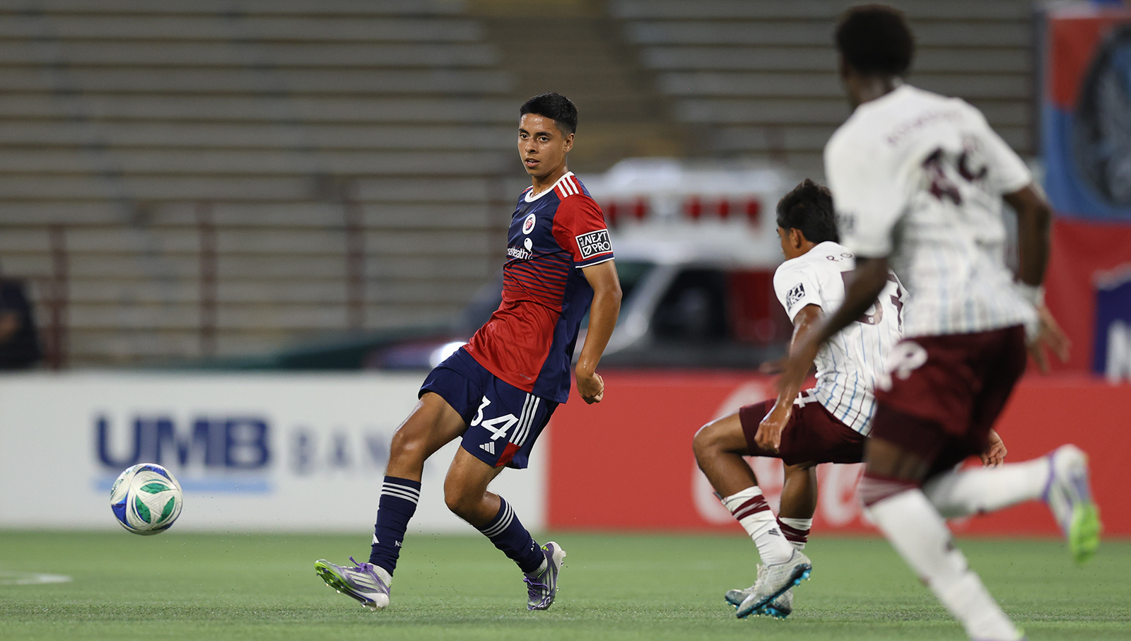 Ale Urzua passes against Rapids 2, August 2, 2025. (Courtesy North Texas SC)