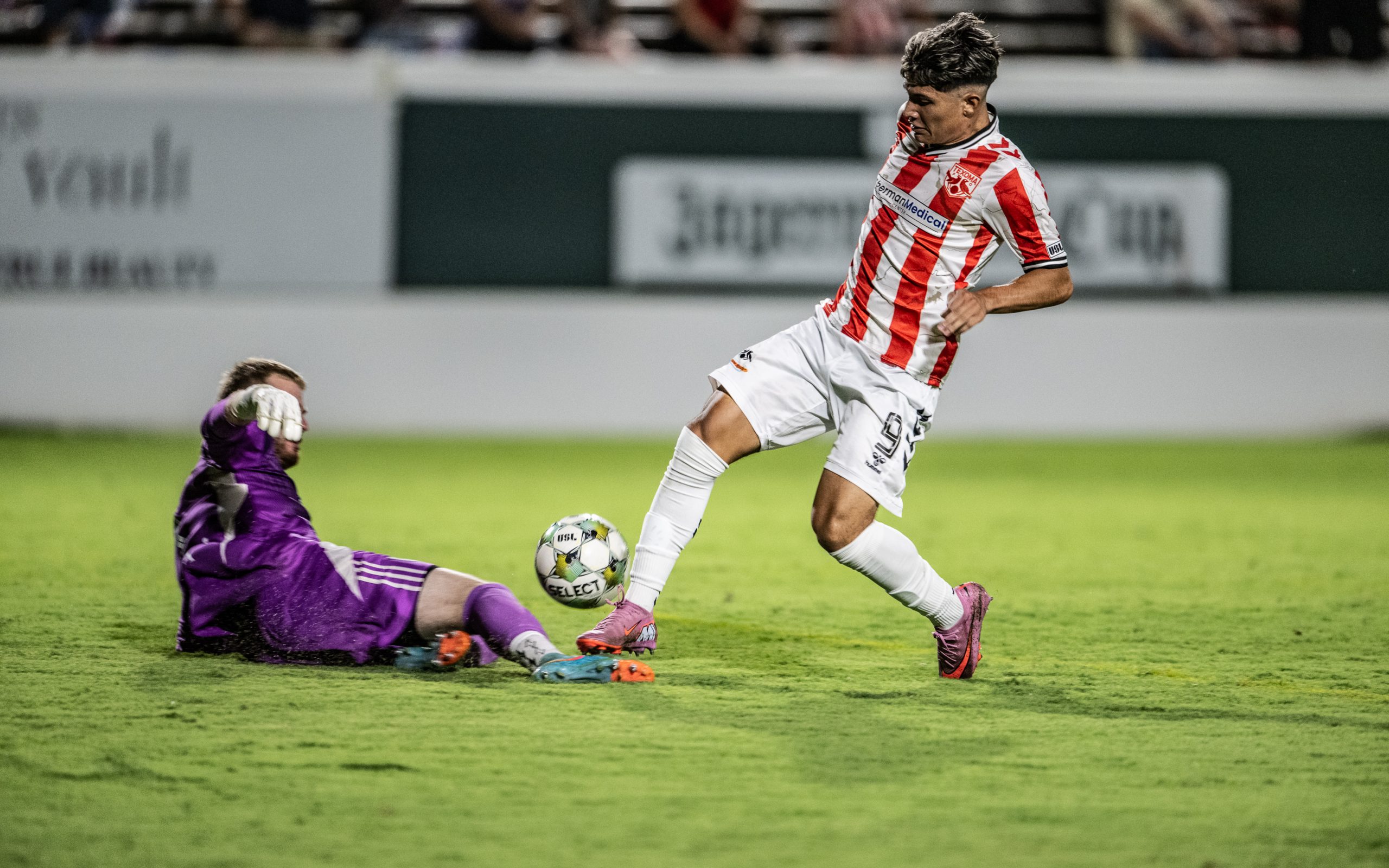 Diego Pepi (9) ties to dink the ball over the keeper as Texoma FC takes Chattanooga Red Wolves, August 16, 2025. (Mike Brooks, 3rd Degree)