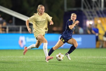 Allie Thornton attacks the Tampa Bay Sun, Sept 20, 2025. (Courtesy Dallas Trinity)