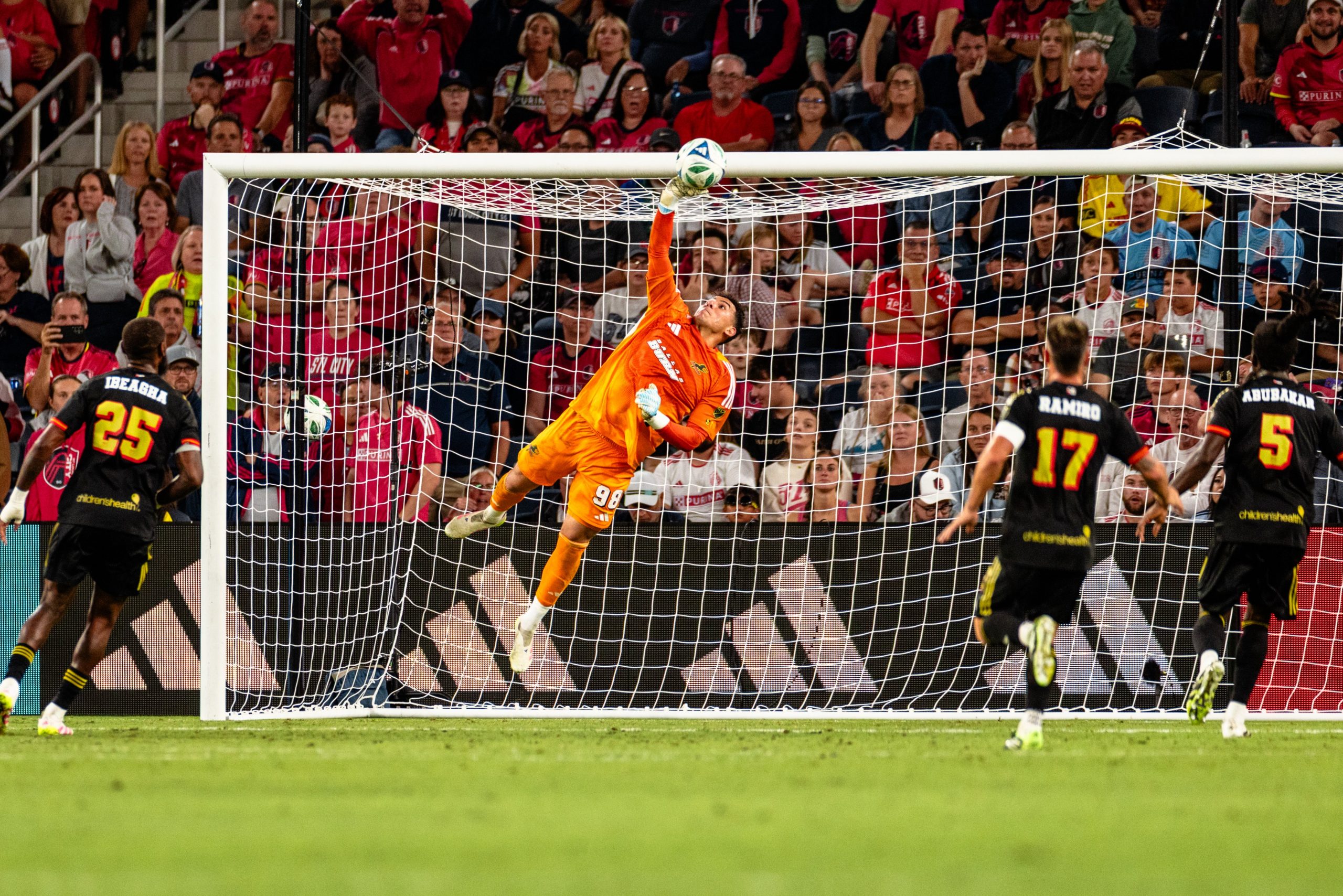 Jacob Jackson comes off the bench against St. Louis City to make 11 saves, Sept 6, 2025. (Courtesy FC Dallas)