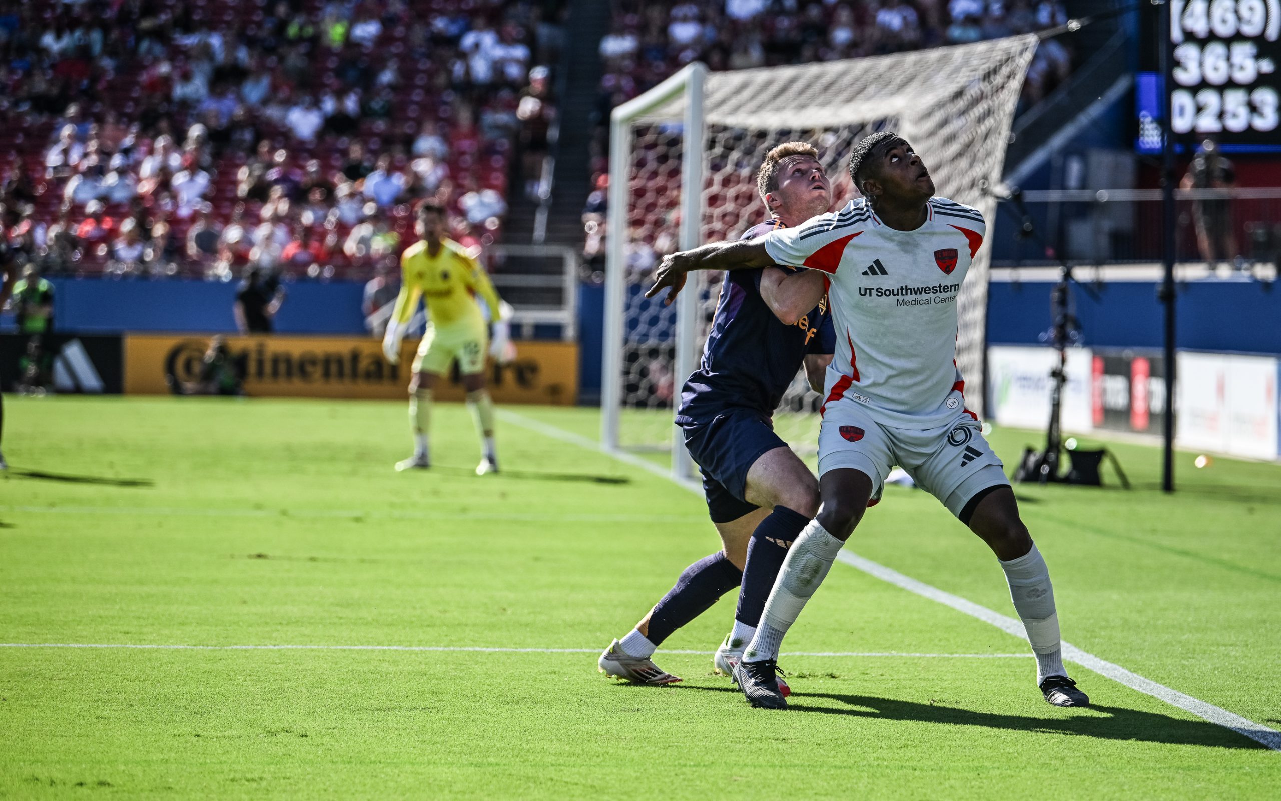 Patrickson Delgado holds off a defender against the LA Galaxy, October 4, 2025. (Mike Brooks, 3rd Degree)