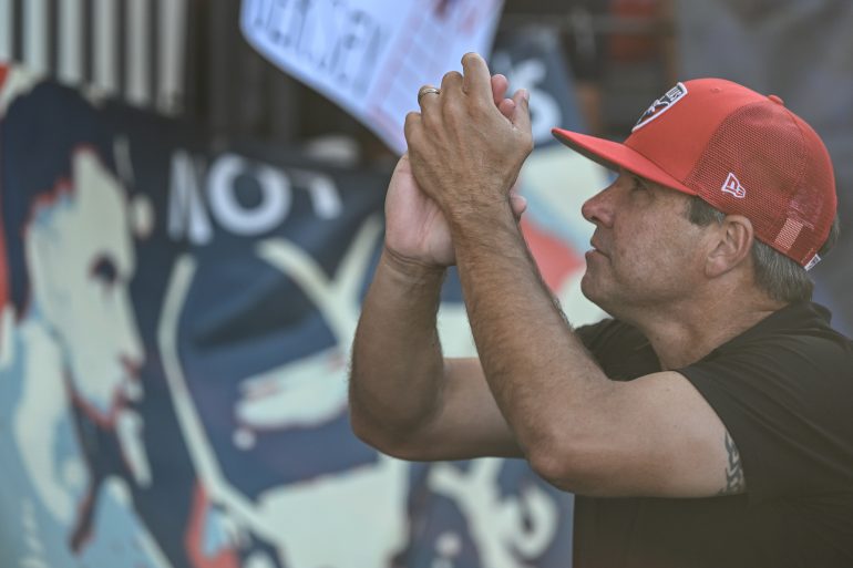 Coach Eric Quill applauds the fans after the FC Dallas win against the LA Galaxy, October 4, 2025. (Mike Brooks, 3rd Degree)