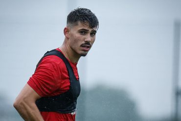 Ran Binyamin with Hapoel Tel Aviv F.C.