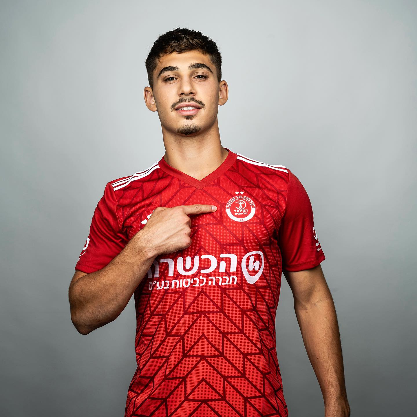 Ran Binyamin with Hapoel Tel Aviv F.C.