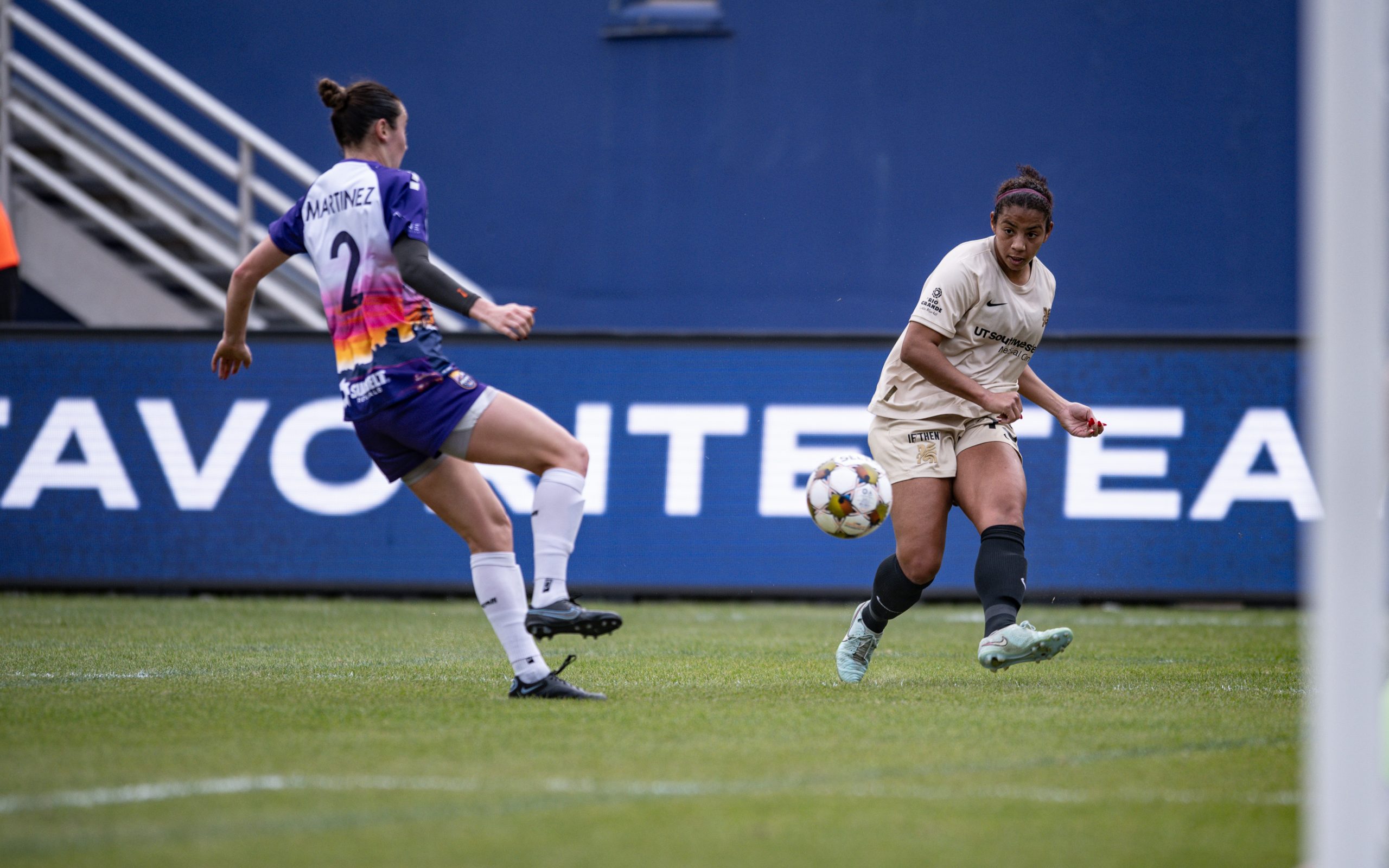 Cyera Hintzen fires a cross in the 1-0 Dallas Trinity win over Carolina Ascent, December 13, 2025. (Mike Brooks, 3rd Degree)