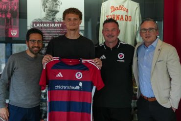 Jonah Biggar sign with North Texas SC. (Courtesy North Texas SC)