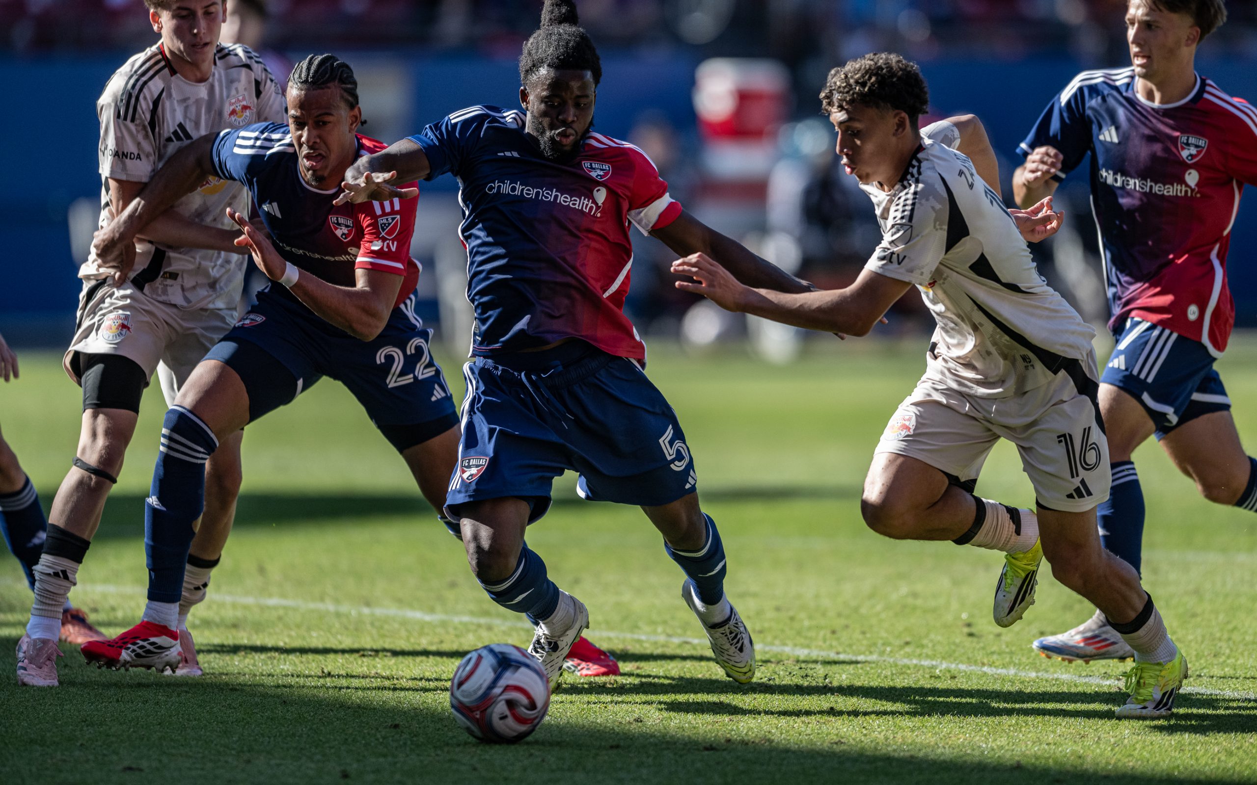 Lalas Abubakar attempts to stop an attack in an FC Dallas preseason game against New York Red Bulls, February 7, 2026. (Mike Brooks, 3rd Degree)