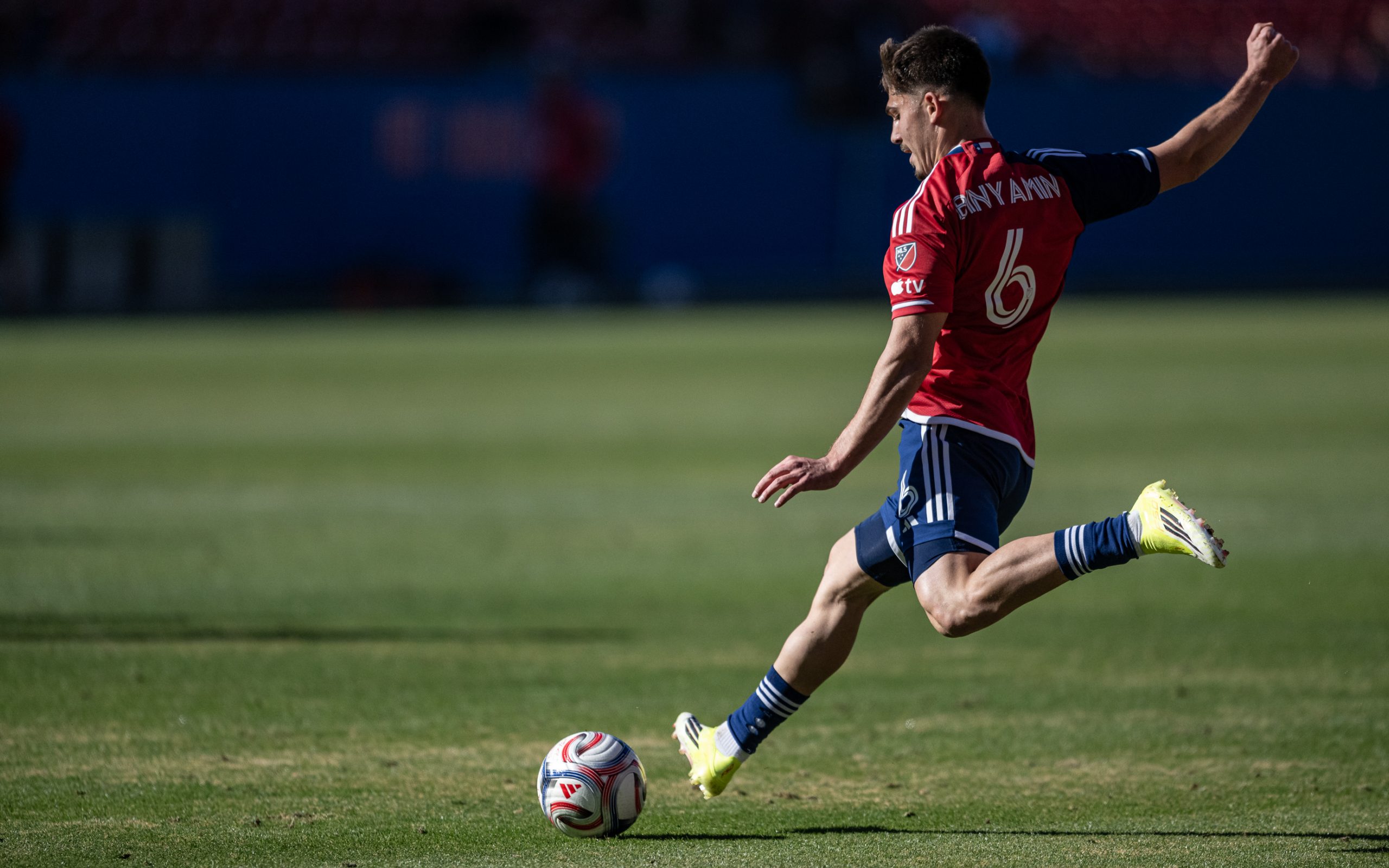 Ran Binyamin hits a cross in an FC Dallas preseason game against New York Red Bulls, February 7, 2026. (Mike Brooks, 3rd Degree)
