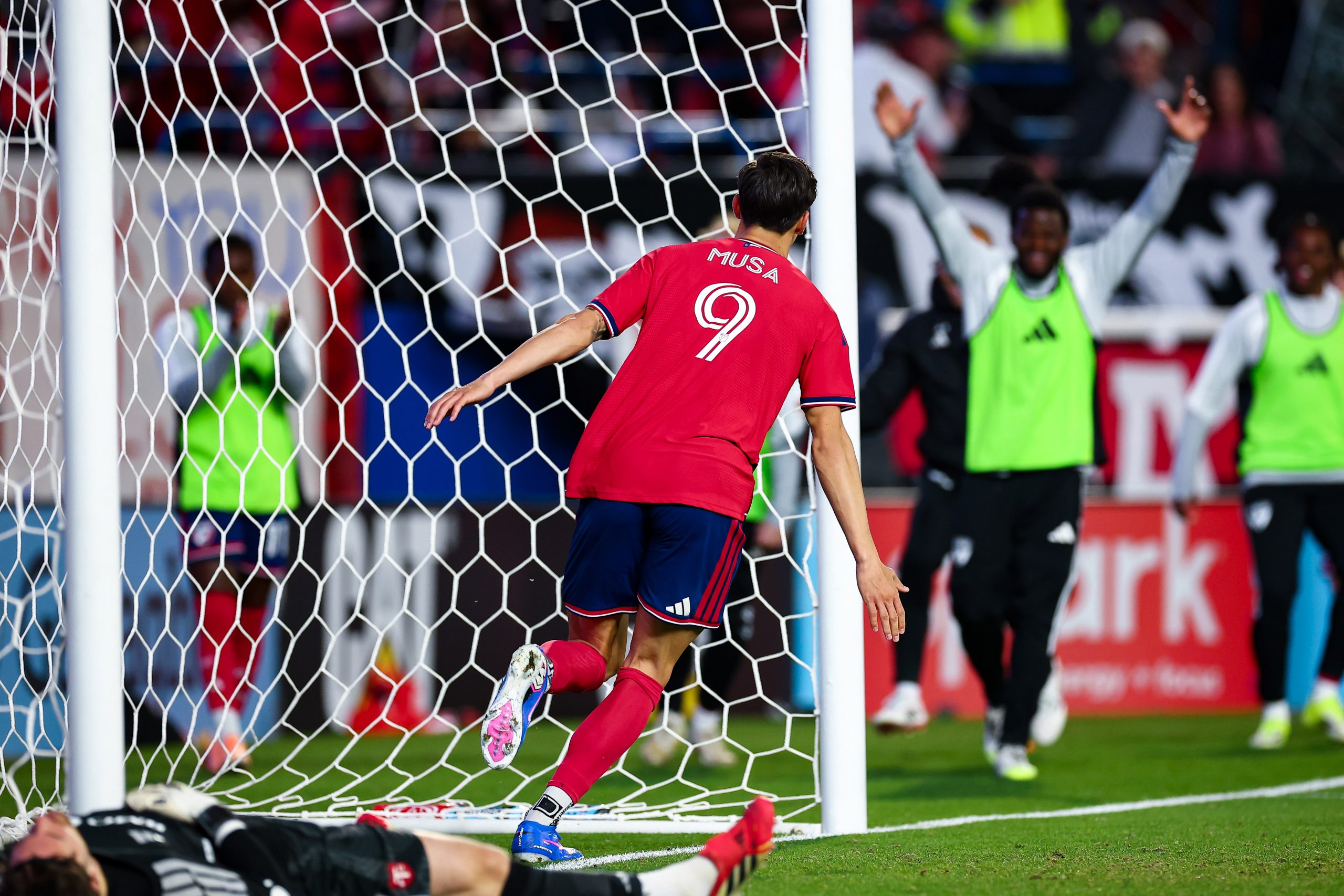 Petar Musa celebrates his 2nd goal against Toronto FC, February 21, 2026. (Matthew Visinsky, 3rd Degree)