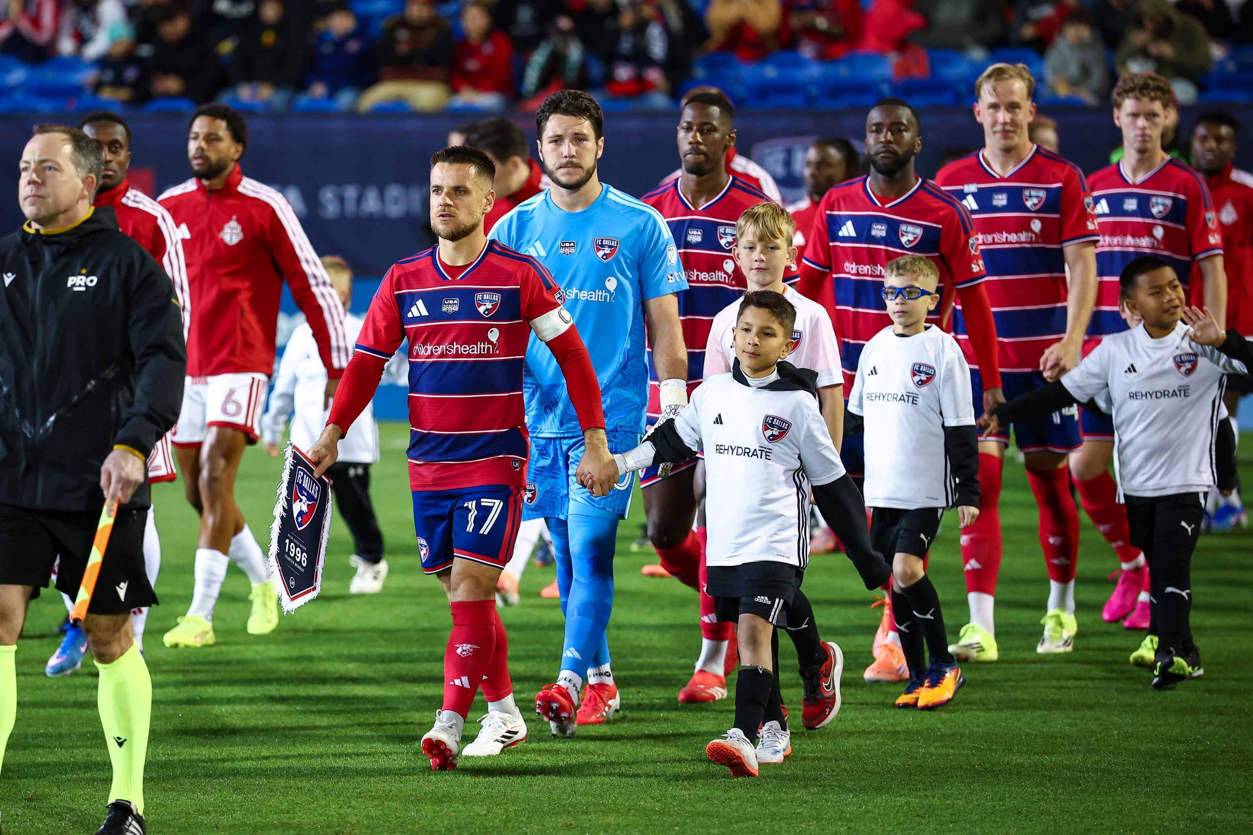 FC Dallas walks out to take on Toronto FC, February 21, 2026. (Matthew Visinsky, 3rd Degree)