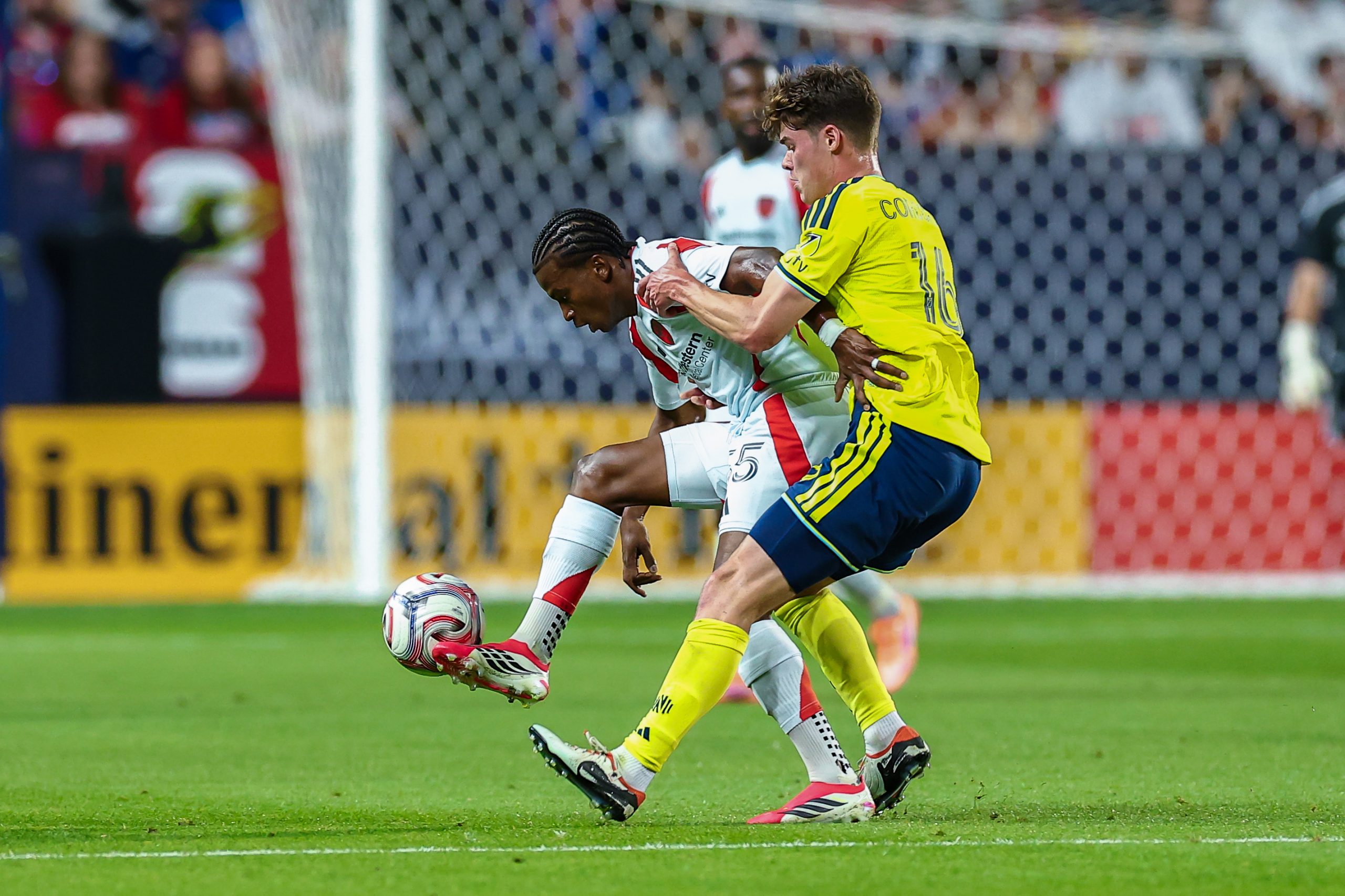 Kaick holds off FCD Academy Alum Matt Corcoran of Nashville SC, February 28. 2026. (Matt Visinsky, 3rd Degree)
