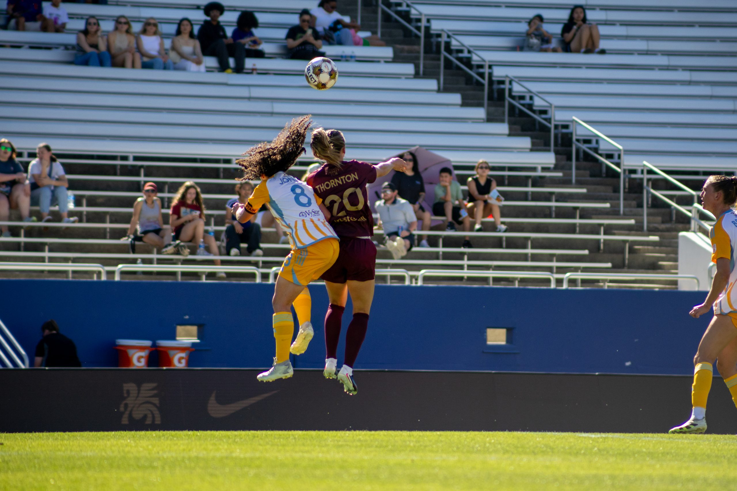 Allie Thornton goes up for a header in the Dallas Trinity game against Sporting JAX, March 22, 2026. (Beth Spicer, 3rd Degree)