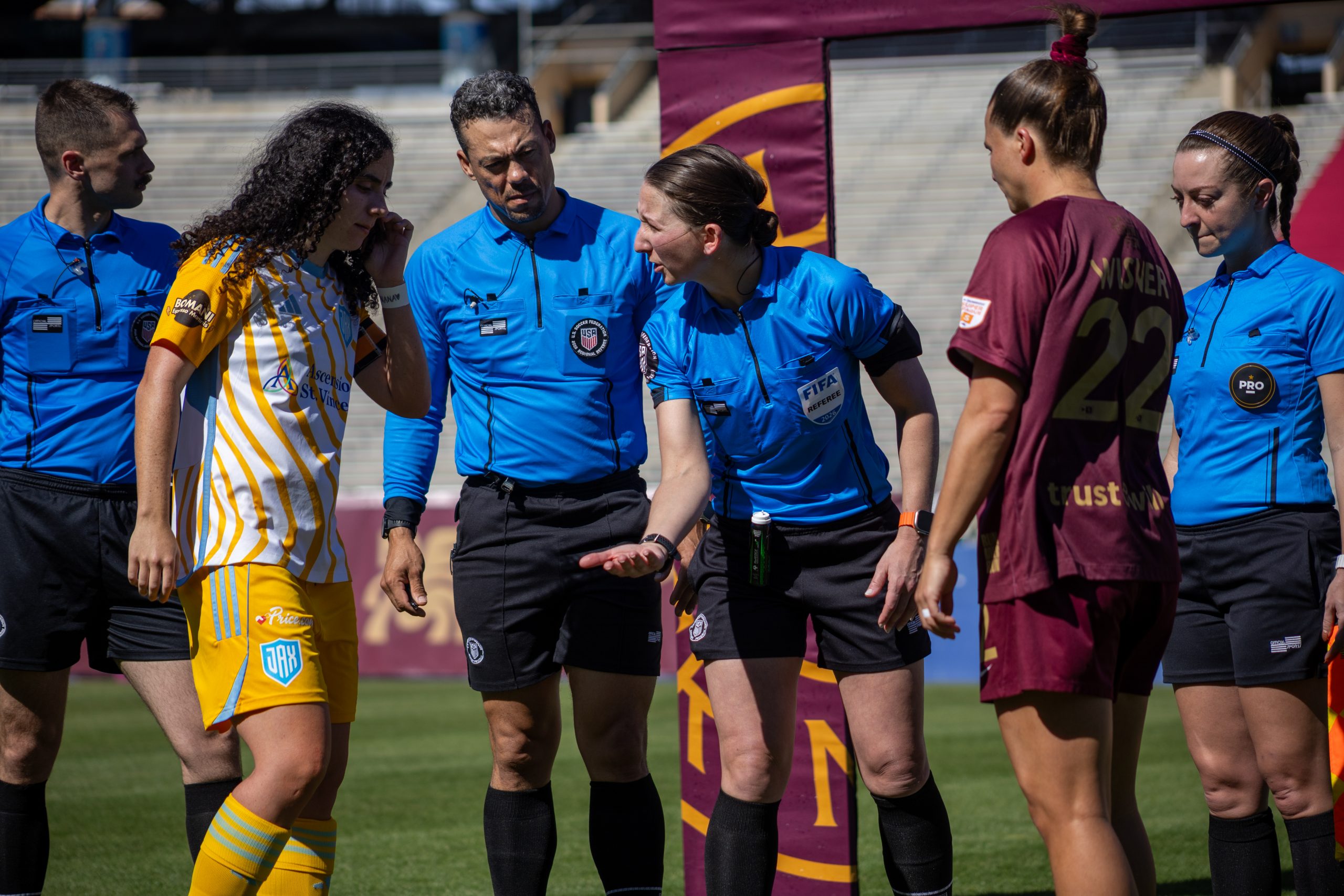 The coin toss prior to Dallas Trinity versus Sporting JAX, March 22, 2026. (Beth Spicer, 3rd Degree)