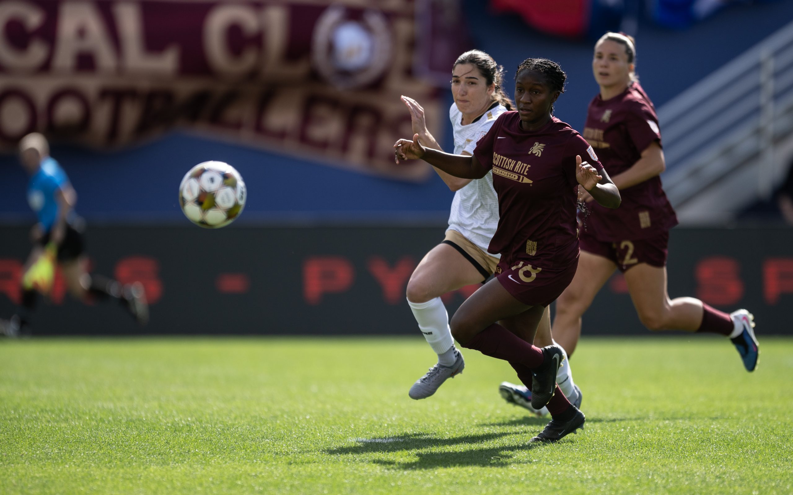 Samar Guidry keeps her eye on the ball against Spokane Zephyr, April 4, 2025. (Mike Brooks, 3rd Degree)