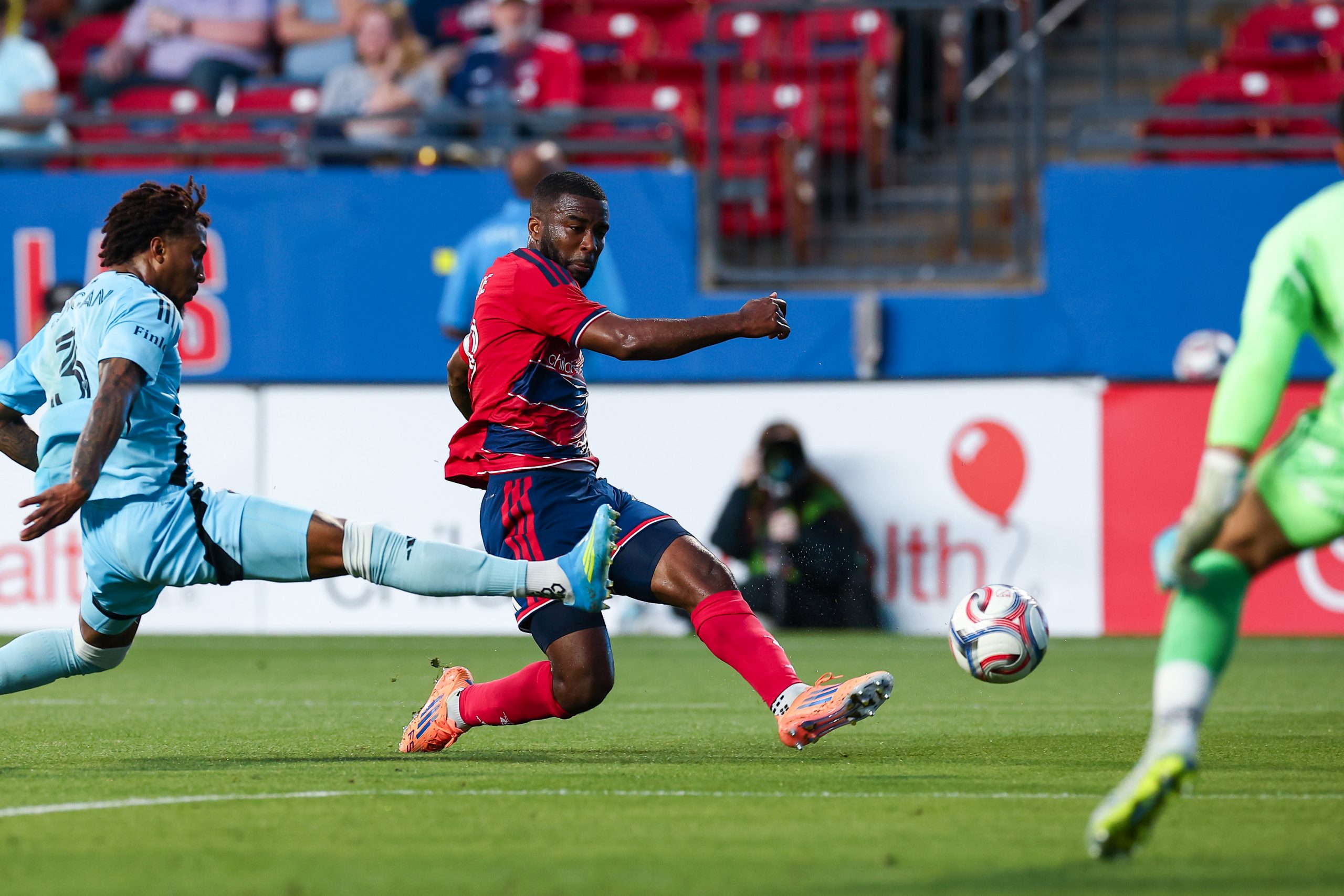 Shaq Moore fires for goal against Minnesota United, April 22, 2026. (Matt Visinsky, 3rd Degree)