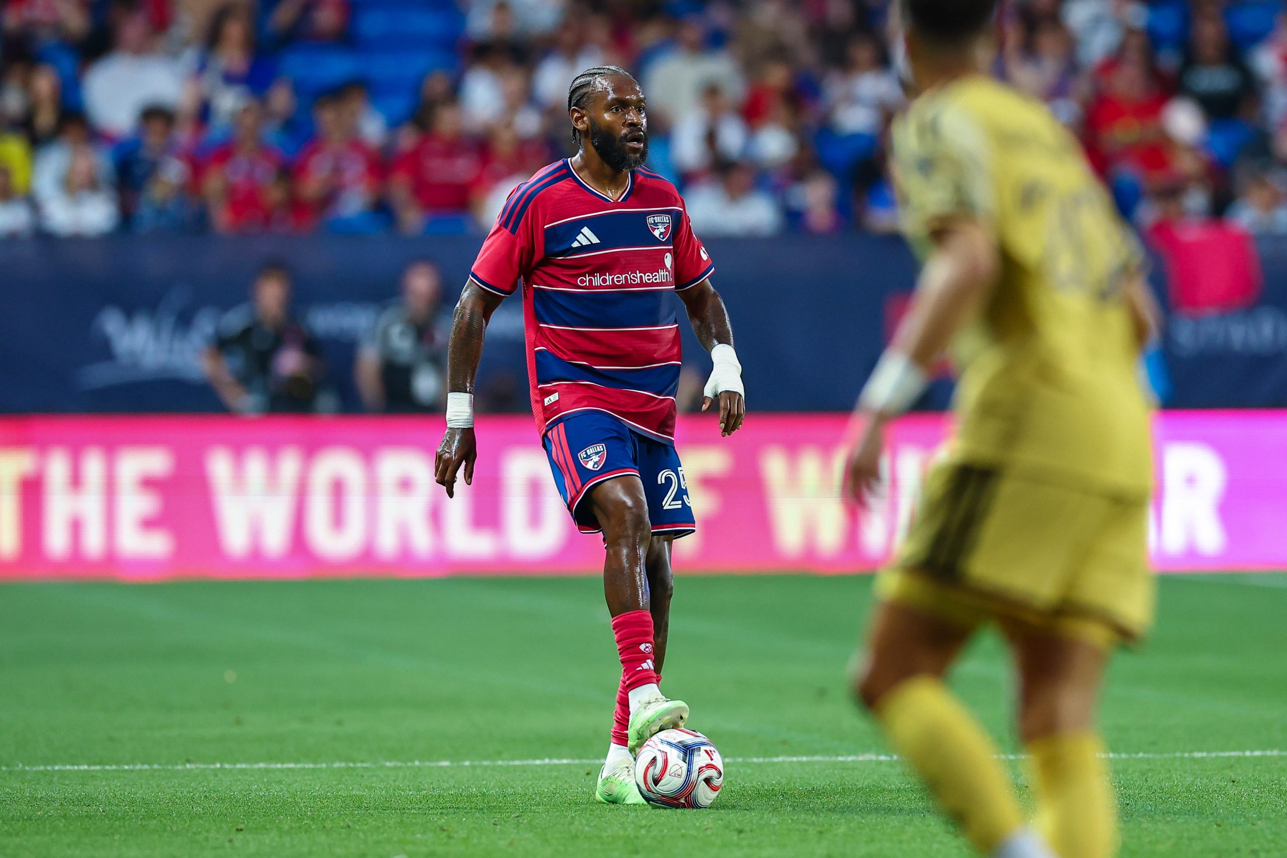 Sebastien Ibeagha surveys the field against St Louis City, April 11, 2026. (Matt Visinsky, 3rd Degree)
