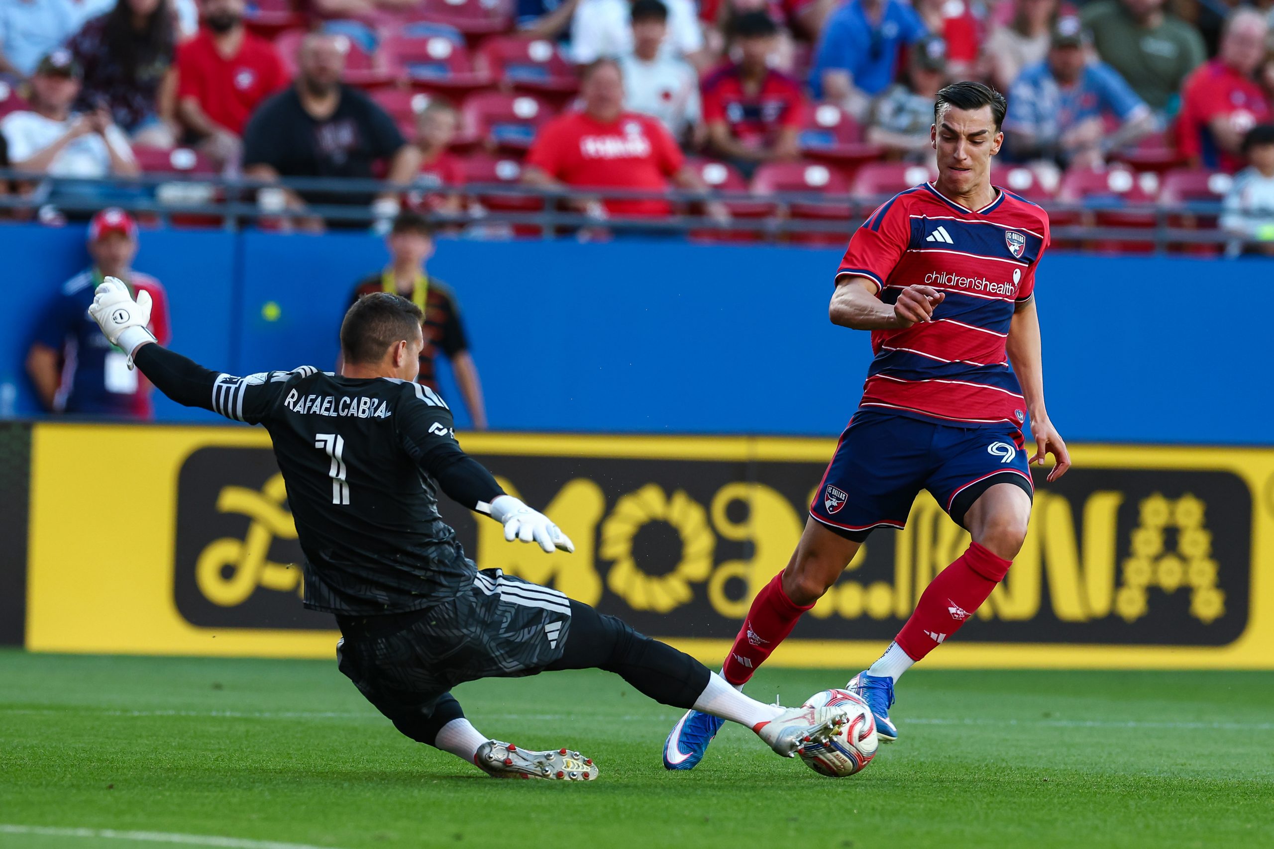 Petar Musa tries to round the keeper against Real Salt Lake, May 9, 2026. (Matt Visinsky, 3rd Degree)
