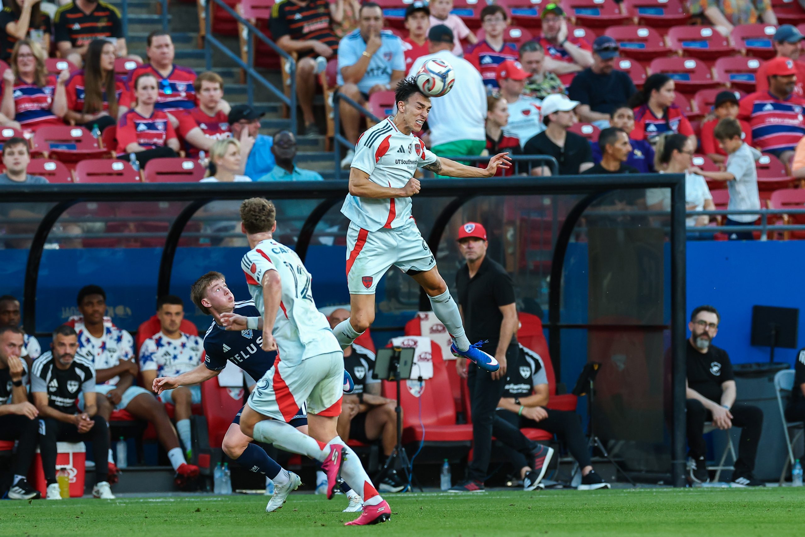Petar Musa outjumps his marker for a header against the Vancouver Whitecaps, May 13, 2026. (Matt Visinsky, 3rd Degree)