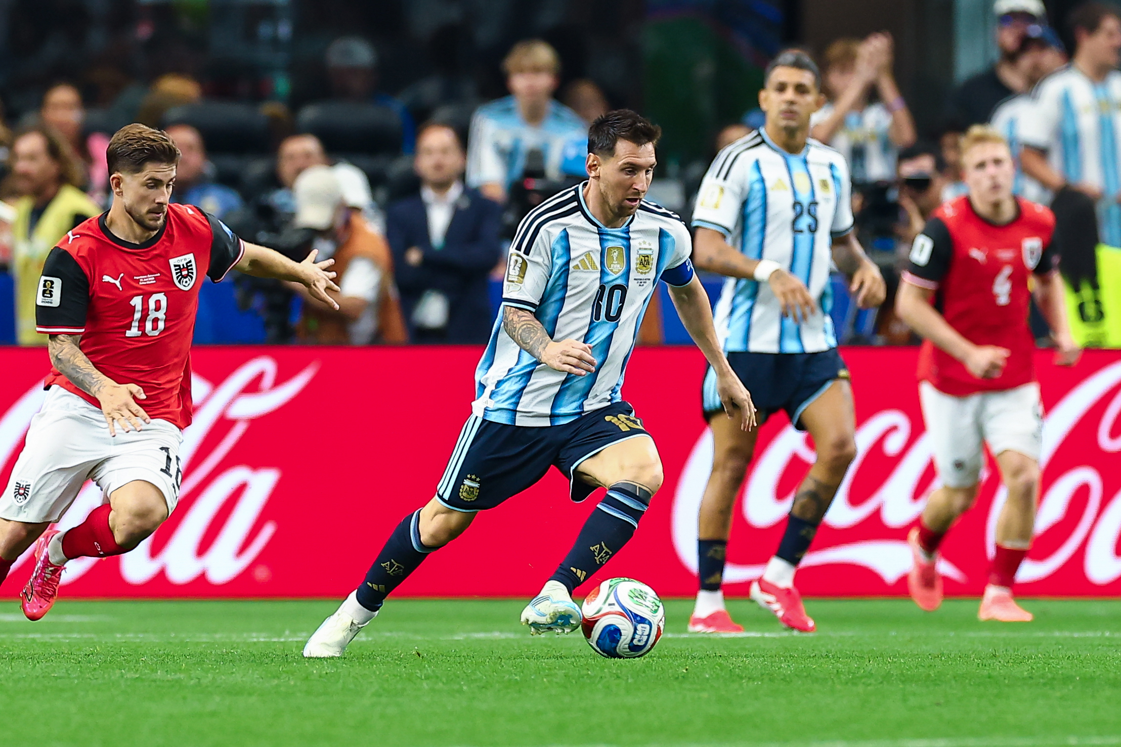 Lionel Messi (10) dribbles through traffic. Argentina vs Austria, World Cup 2026, June 22, 2026. (Matt Visinsky, 3rd Degree)