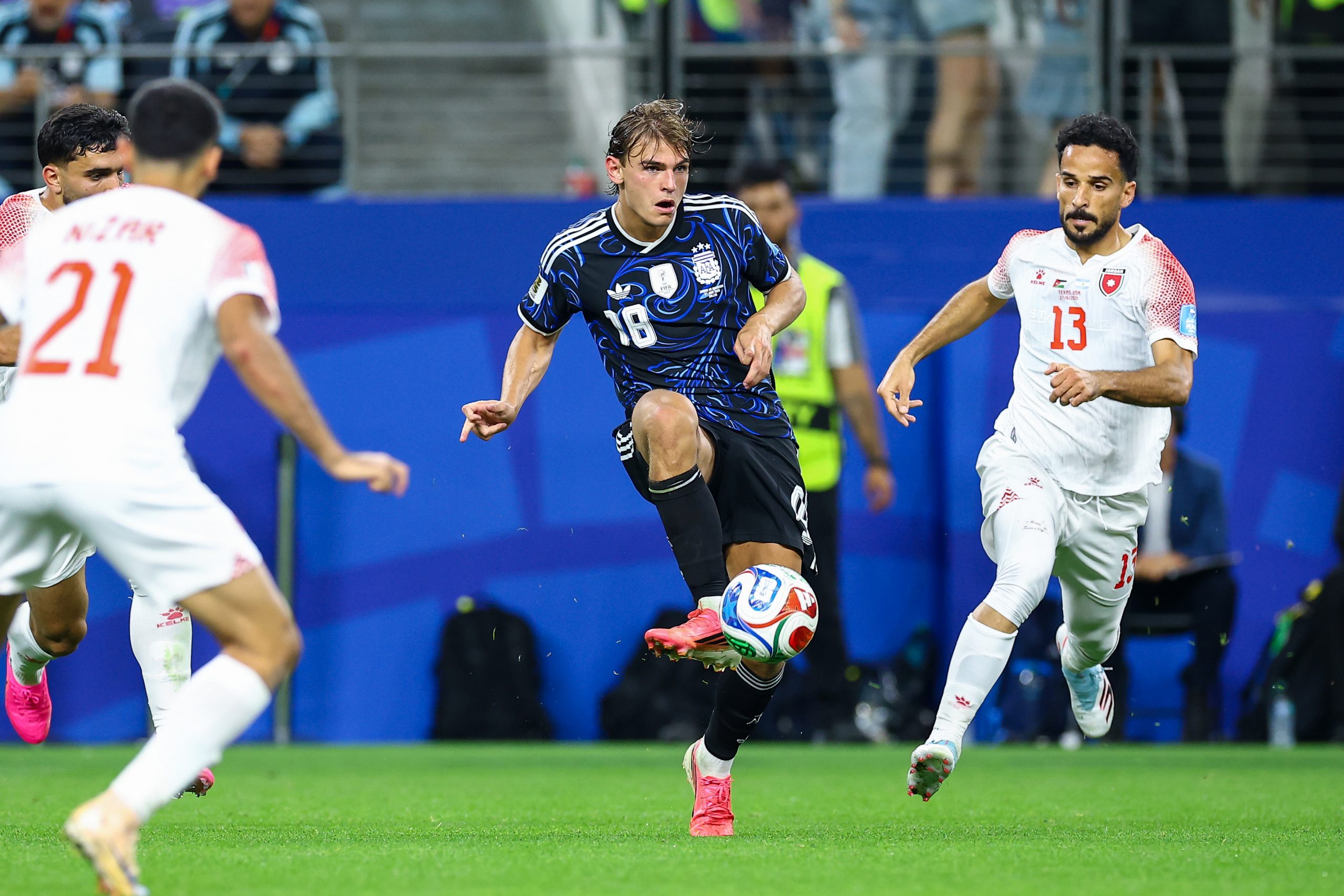 Nico Paz (18) takes a touch. Jordan vs Argentina, 2026 World Cup, Dallas Stadium, June 27, 2026. (Matt Visinsky, 3rd Degree)