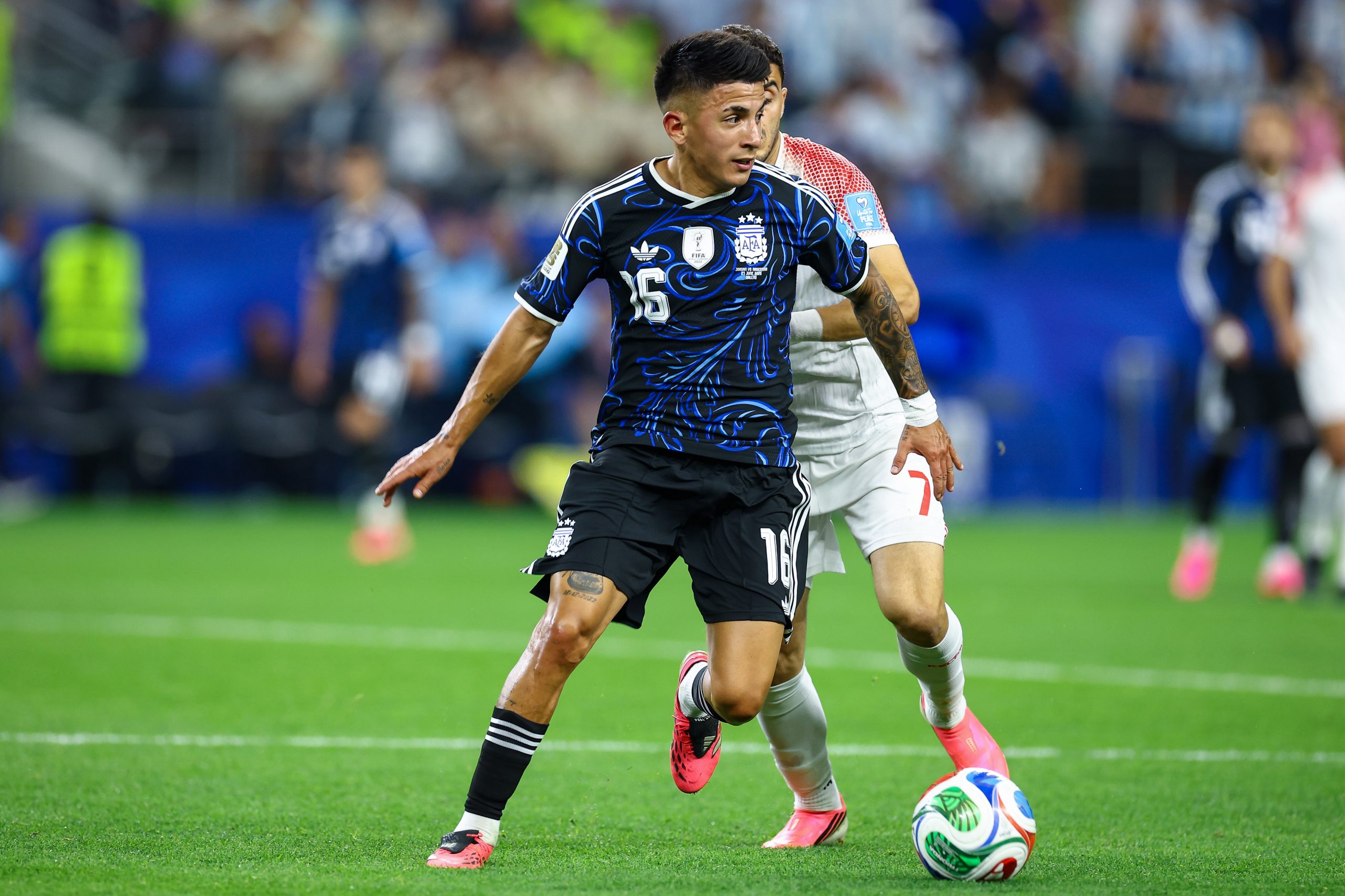 Thiago Almada (16) looks for an outlet. Jordan vs Argentina, 2026 World Cup, Dallas Stadium, June 27, 2026. (Matt Visinsky, 3rd Degree)
