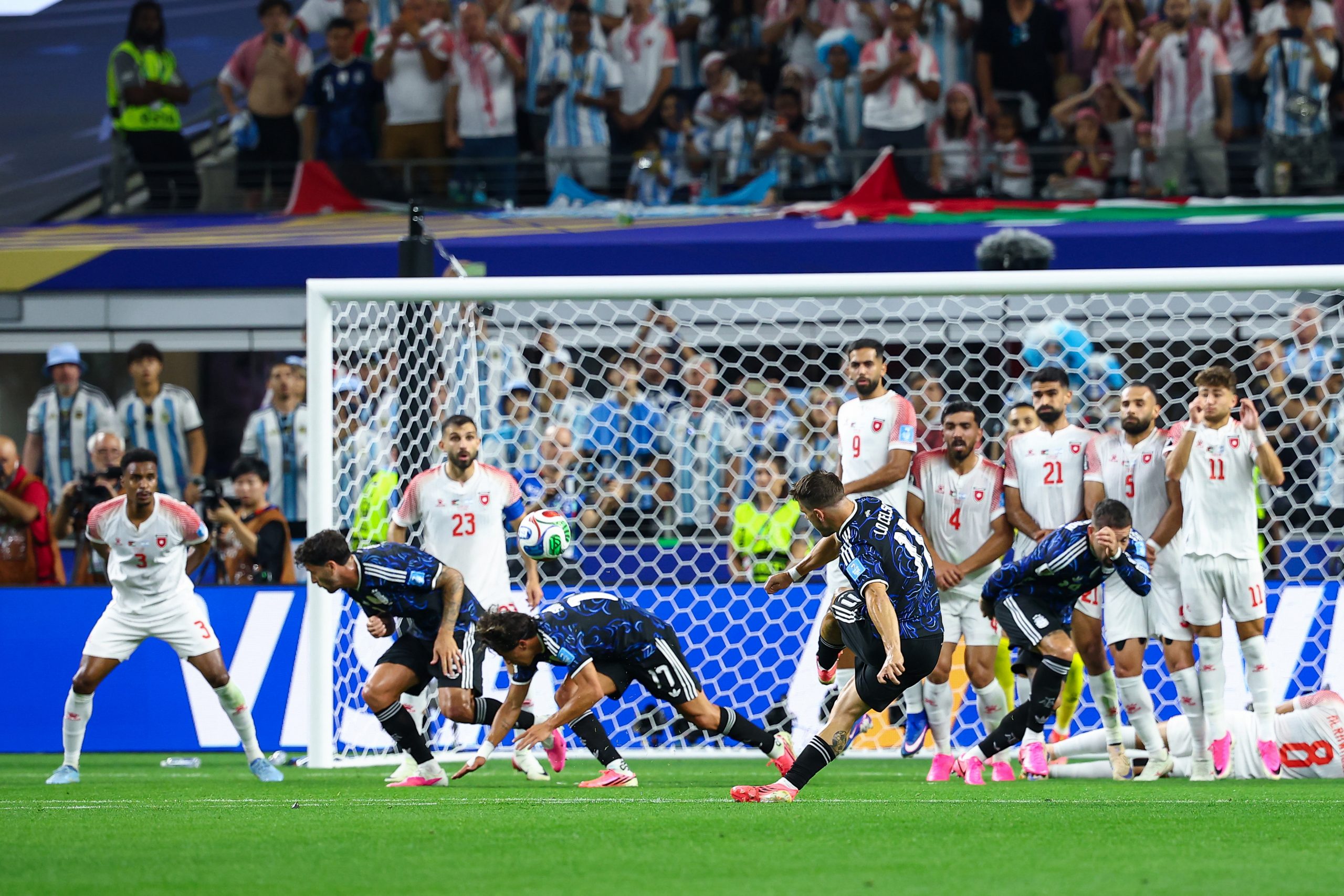 Giovani Lo Celso (11) scores the opening goal for Argentina. Jordan vs Argentina, 2026 World Cup, Dallas Stadium, June 27, 2026. (Matt Visinsky, 3rd Degree)