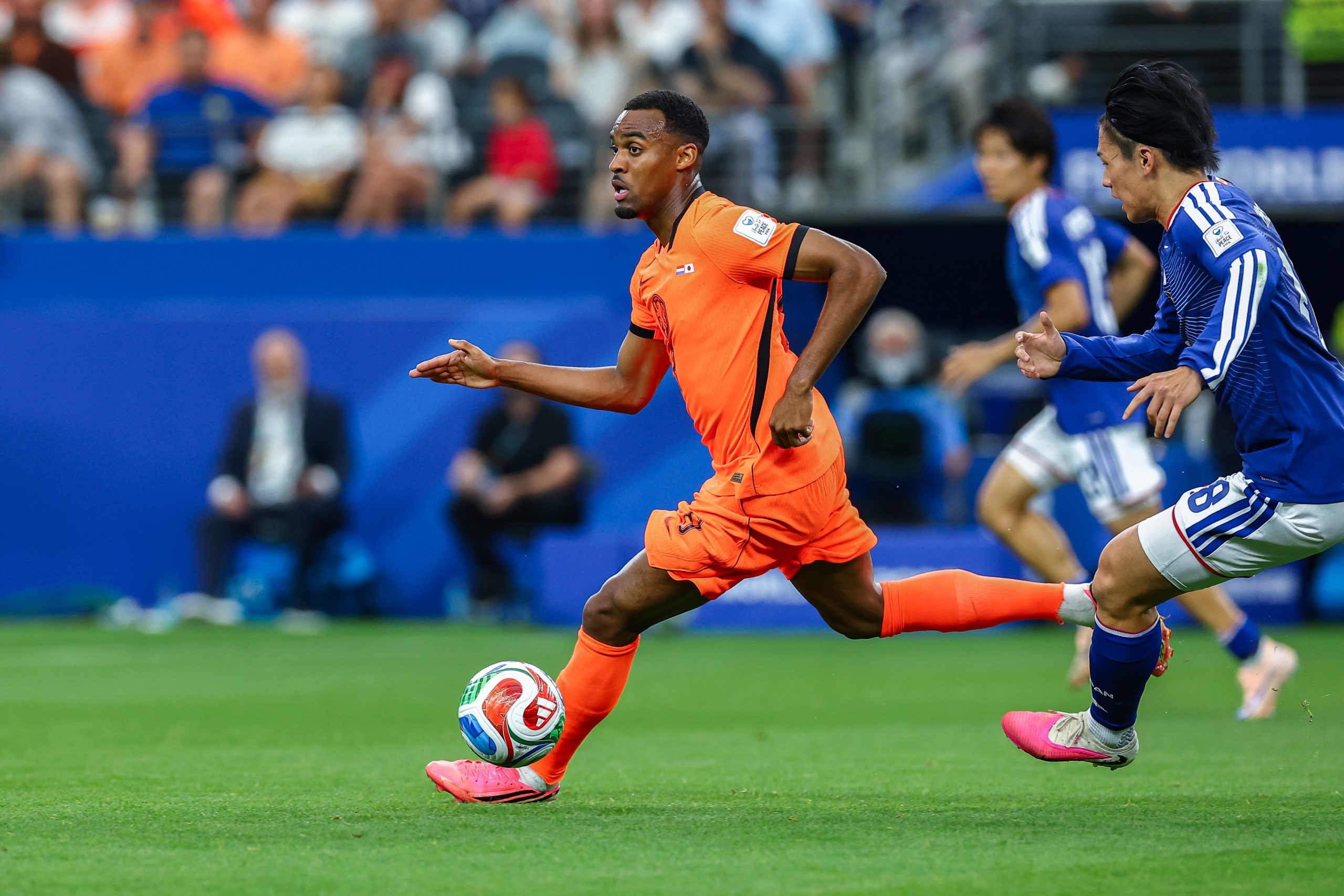 Ryan Gravenberch (8) surges forward. Japan vs Netherlands, at "Dallas Stadium," 2026 World Cup, June 14, 2026. (Matt Visinsky, 3rd Degree)