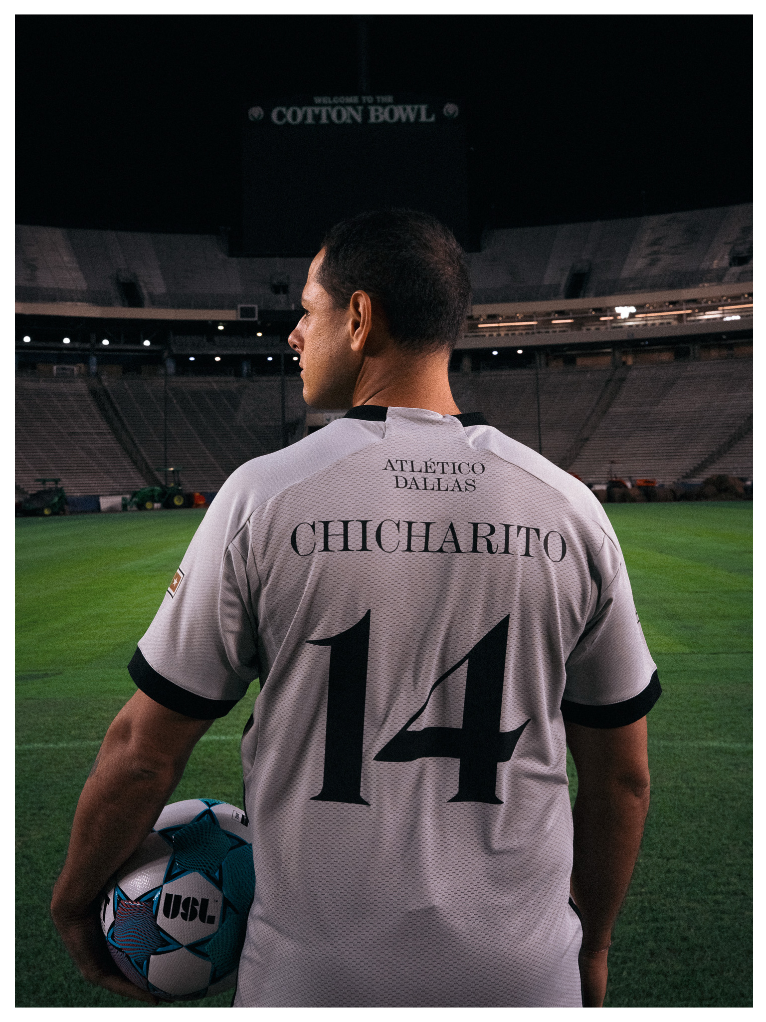 Javier "Chicharito" Hernández signs with Atlético Dallas. (Courtesy Atlético Dallas)