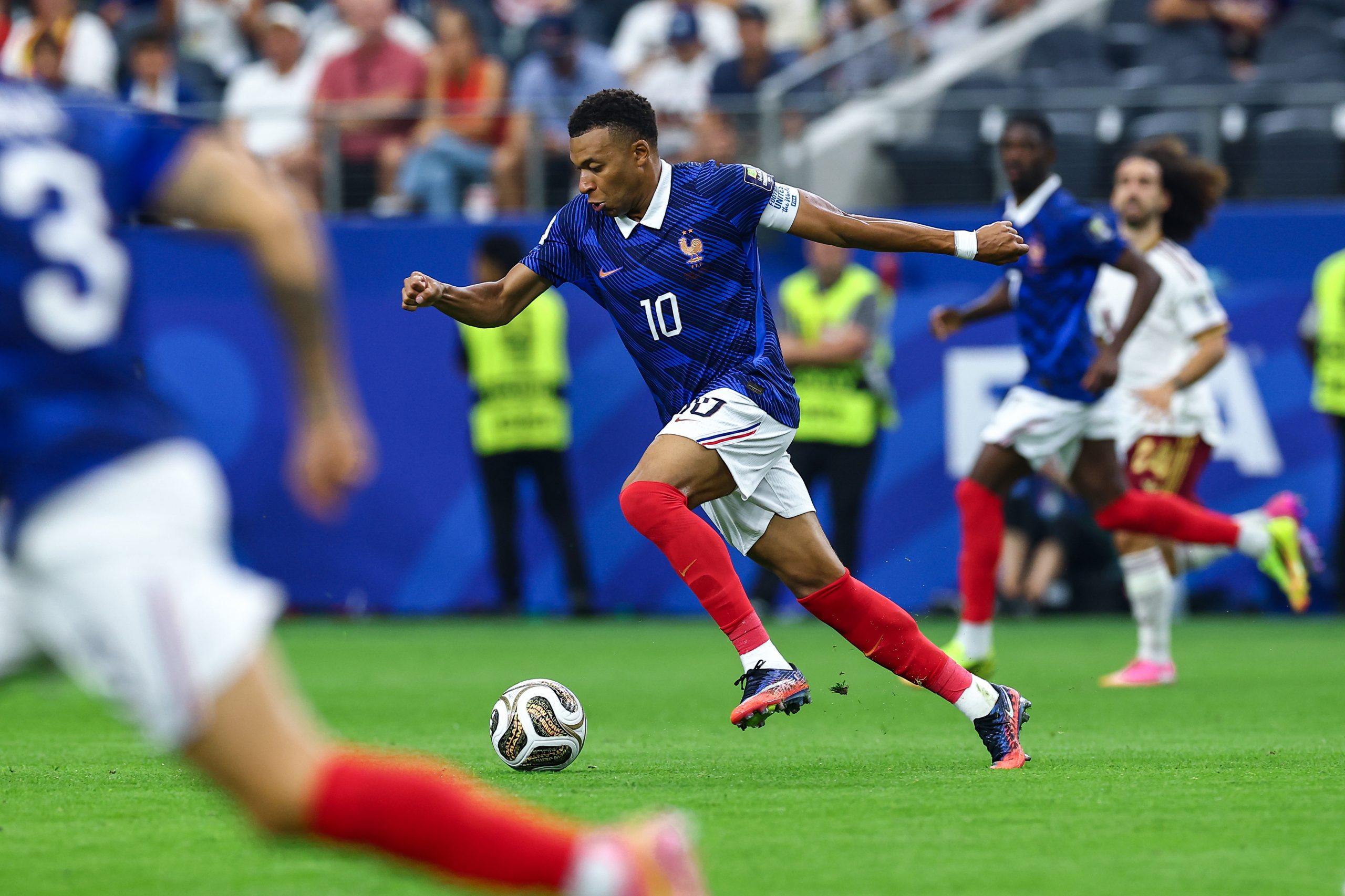 Kylian Mbappé (10) charges ahead. France vs Spain, 2026 World Cup, Dallas Stadium, July 14, 2026. (Matt Visinsky, 3rd Degree)