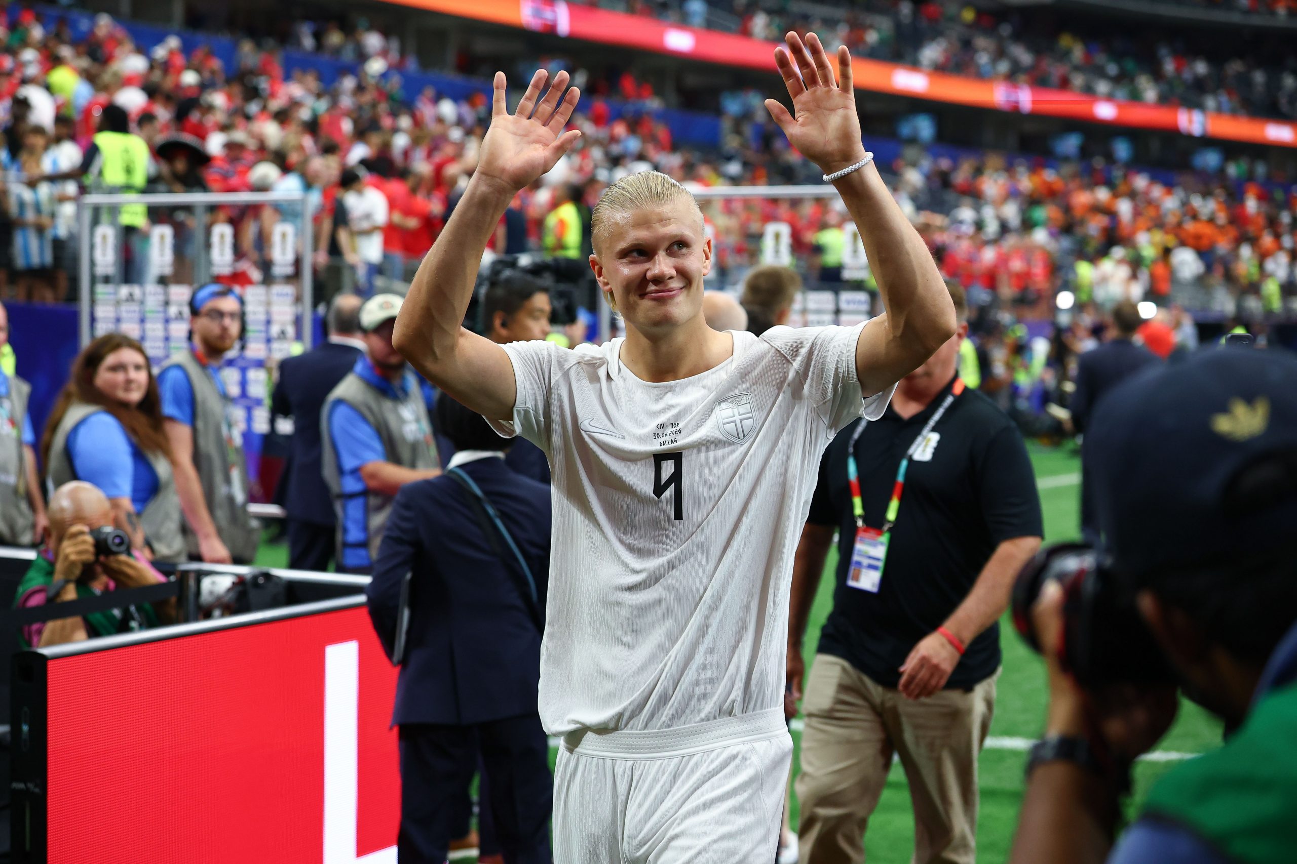 Erling Haaland (9) cheers the Norway victory. Norway vs Côte d'Ivoire, 2026 World Cup, Dallas Stadium, June 27, 2026. (Matt Visinsky, 3rd Degree)