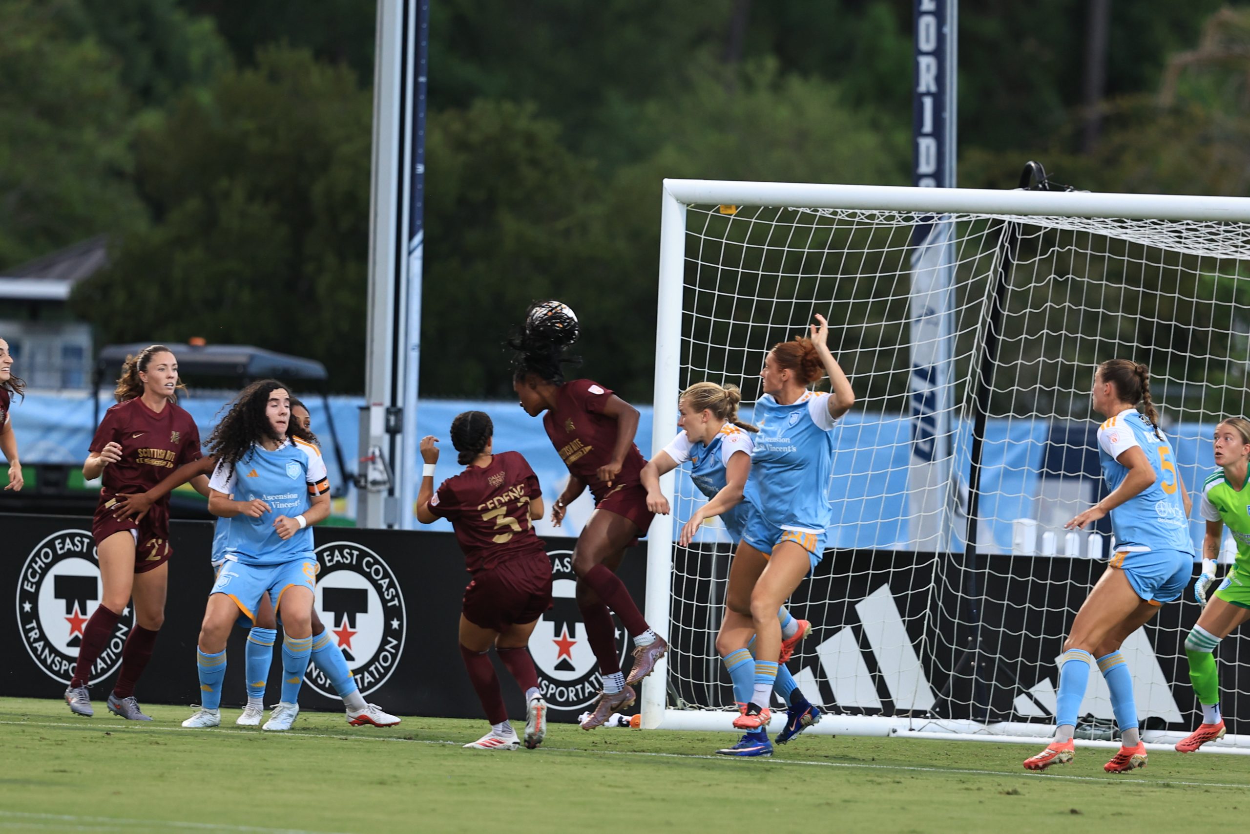 Jasmine Hamid heads one over the bar at Sporting JAX (August 29, 2026 – Courtesy Dallas Trinity FC)