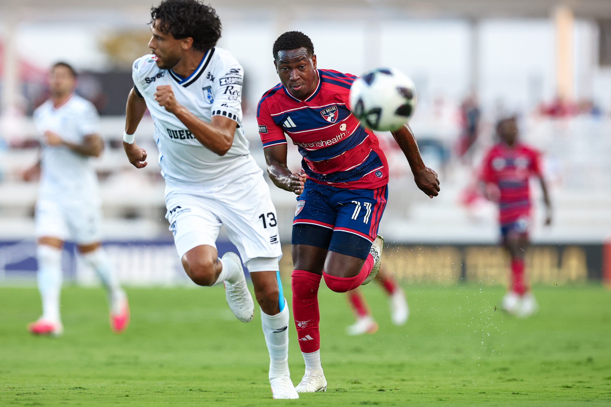 Anderson Julio (11) races a defender for the ball against Querétaro FC in Leagues Cup Game One, August 5, 2026. (Matt Visinsky, 3rd Degree)