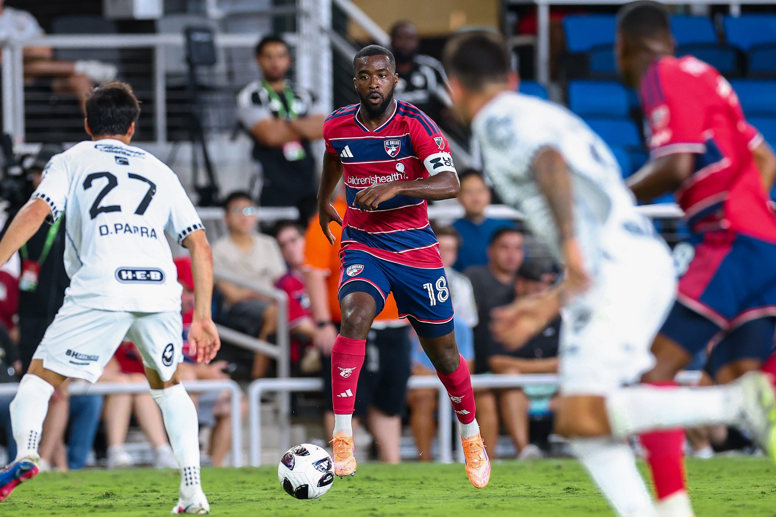 Shaq Moore (18) sizes up the competition against Querétaro FC in Leagues Cup Game One, August 5, 2026. (Matt Visinsky, 3rd Degree)