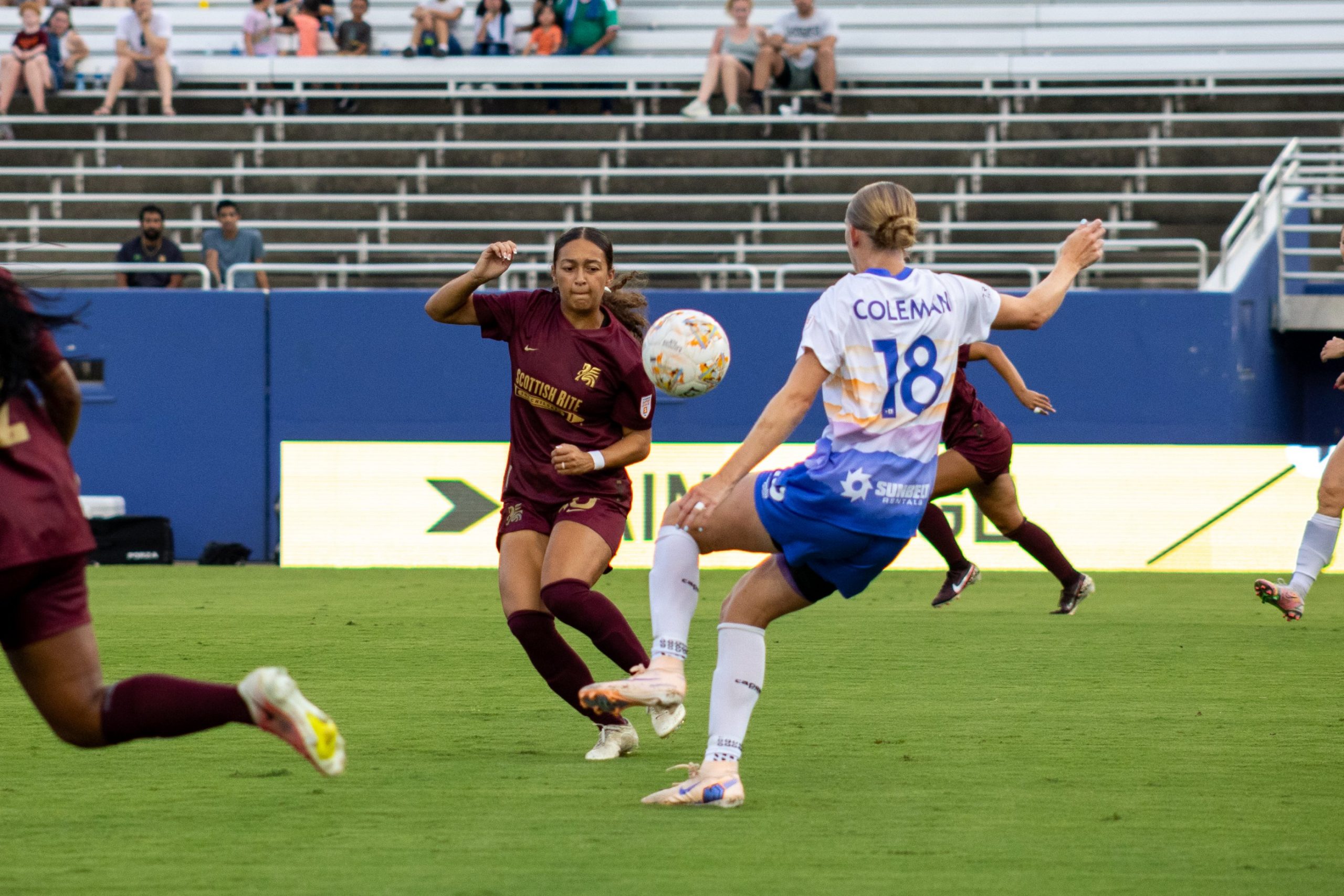 Seven Castain (18) pressures a Carolina defender, Dallas Trinity vs Carolina Ascent, August 22, 2026. (Beth Spicer, 3rd Degree)